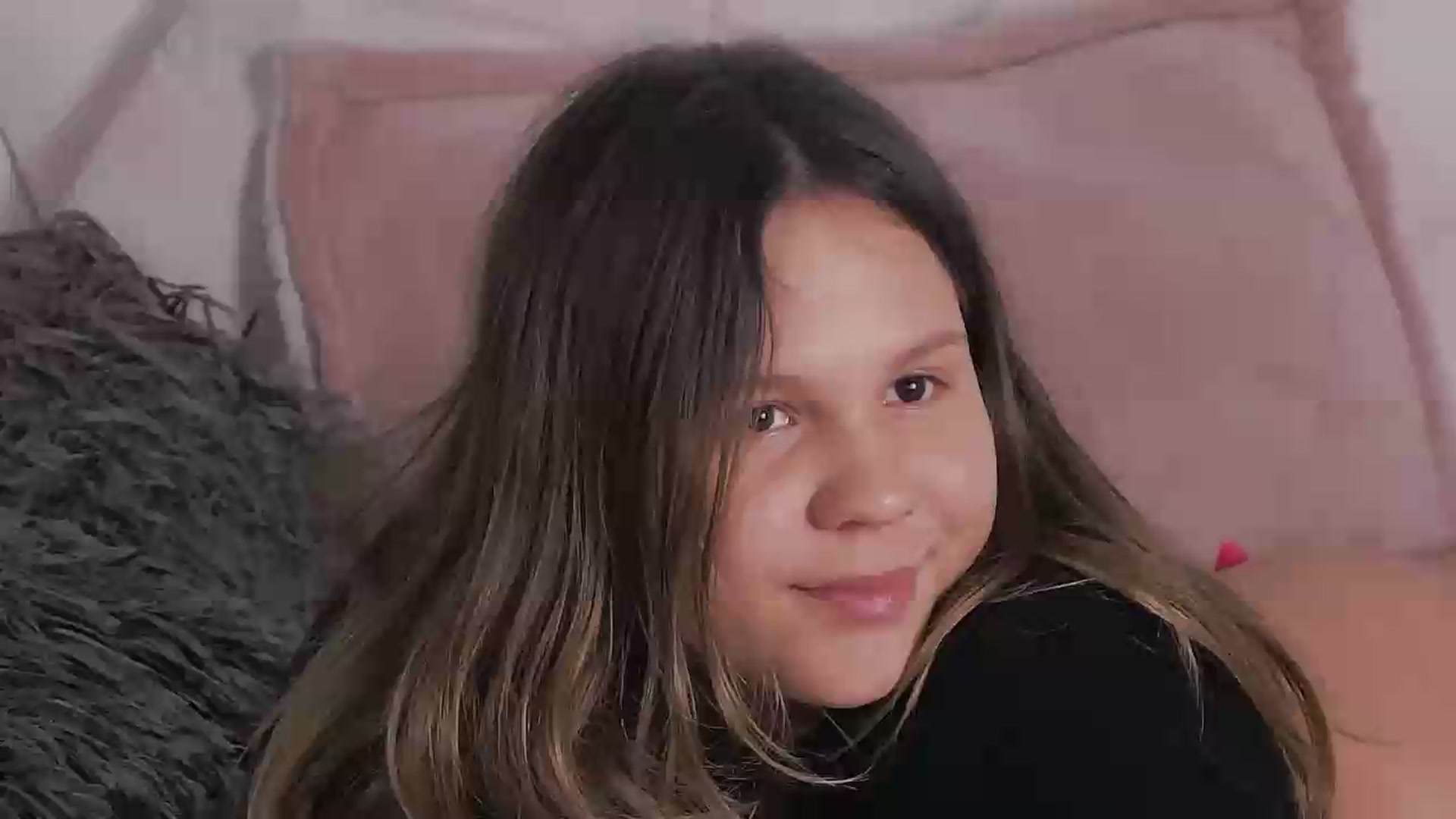 Gallery image thumbnail from Elizabet's myfreecams stream on, 07/21/2026, 21:45 image 17 of 20