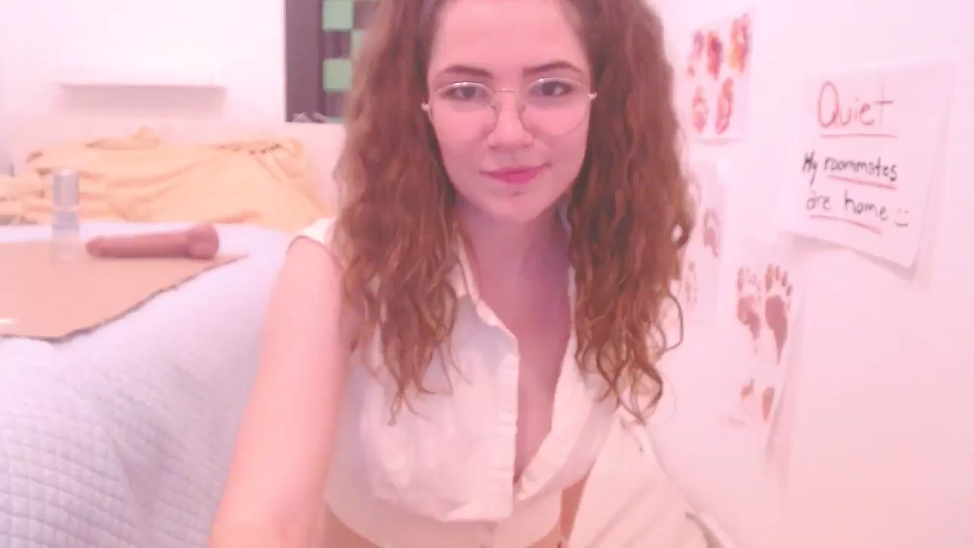 Gallery image thumbnail from Elizabeth005's myfreecams stream on, 01/19/2025, 18:25 image 15 of 20