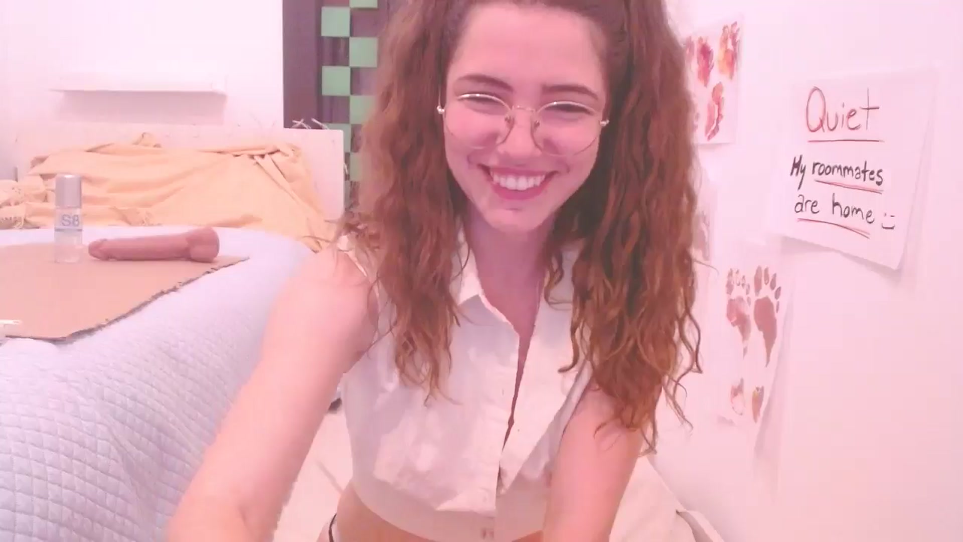 Gallery image thumbnail from Elizabeth005's myfreecams stream on, 01/19/2025, 18:25 image 17 of 20