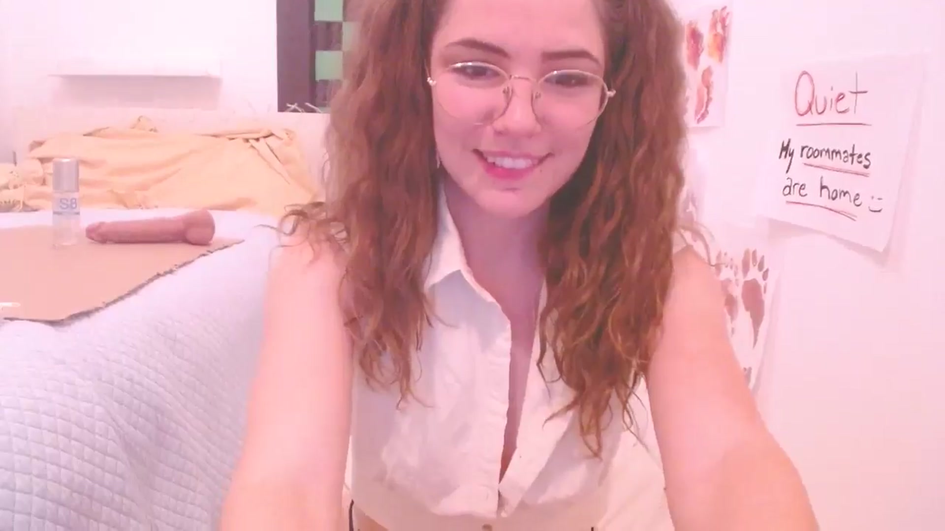 Gallery image thumbnail from Elizabeth005's myfreecams stream on, 01/19/2025, 18:25 image 16 of 20