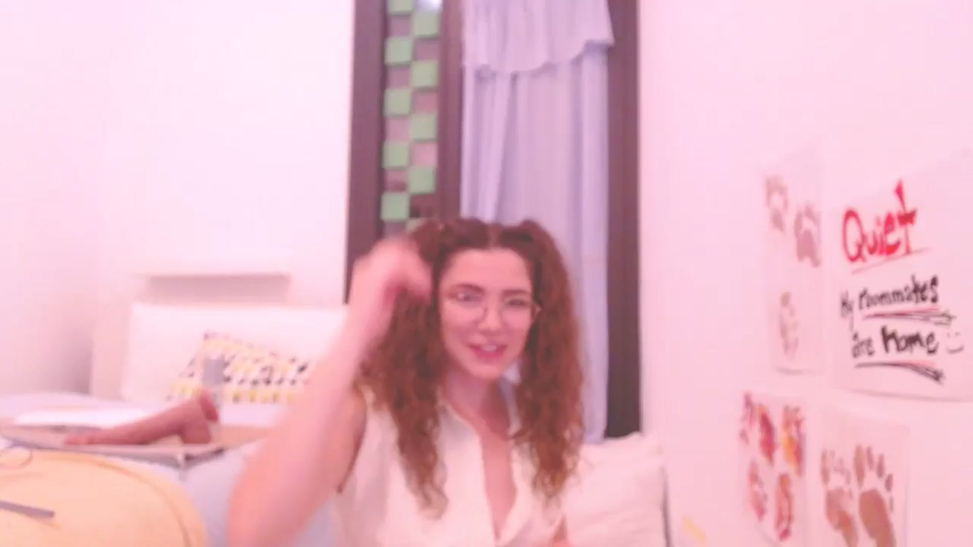 Gallery image thumbnail from Elizabeth005's myfreecams stream on, 01/21/2025, 03:24 image 2 of 20