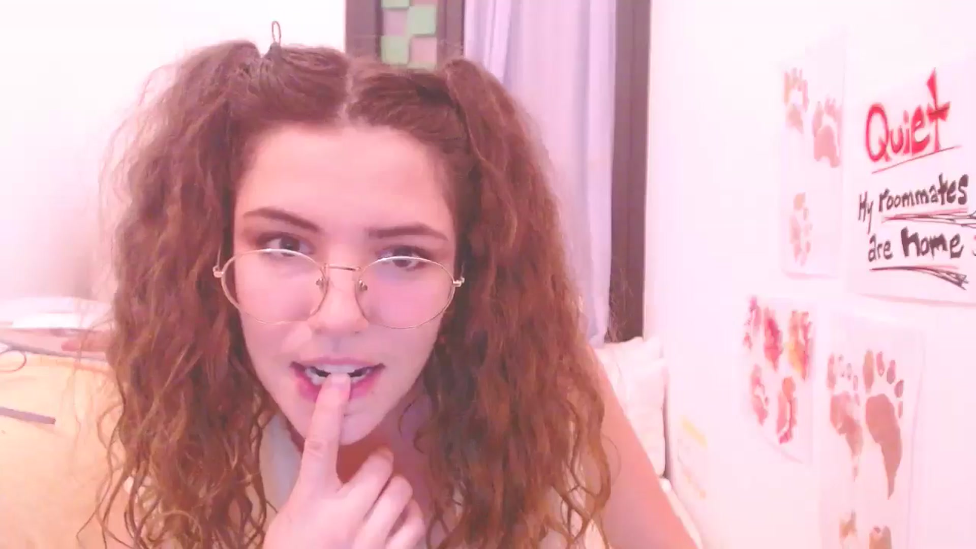 Gallery image thumbnail from Elizabeth005's myfreecams stream on, 01/21/2025, 03:24 image 5 of 20