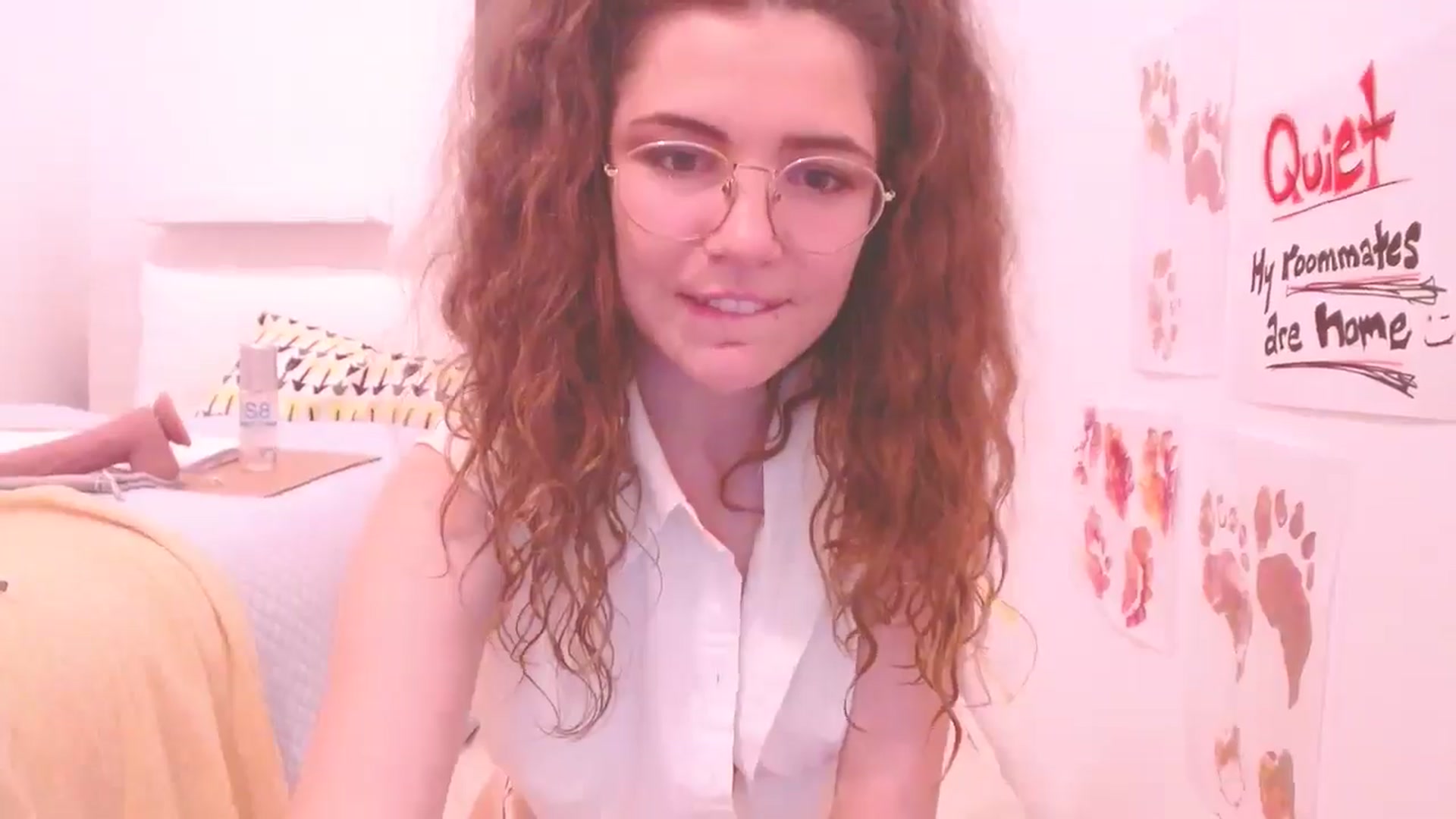Gallery image thumbnail from Elizabeth005's myfreecams stream on, 01/21/2025, 03:24 image 13 of 20