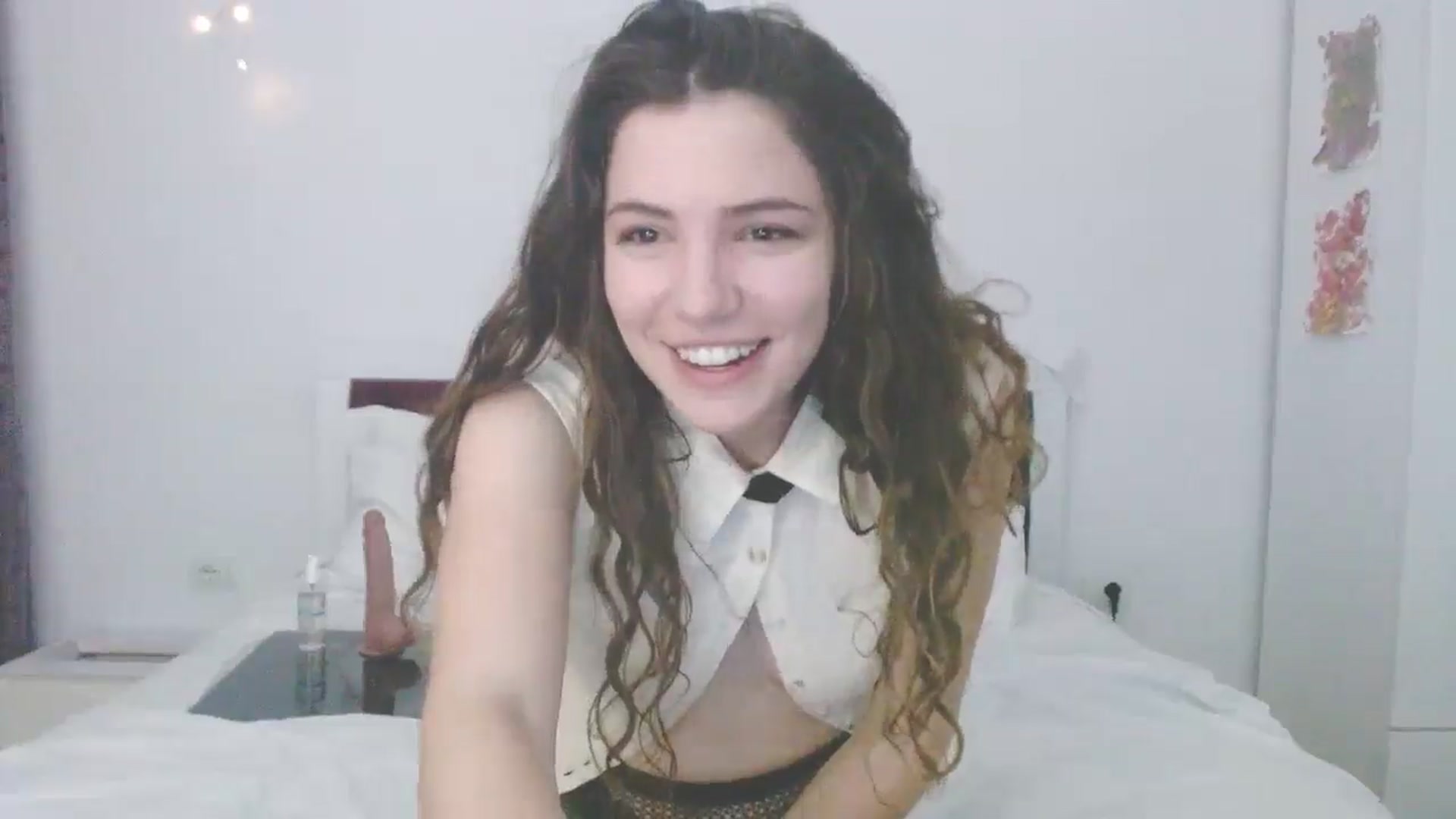 Gallery image thumbnail from Elizabeth005's myfreecams stream on, 02/25/2025, 01:37 image 4 of 20