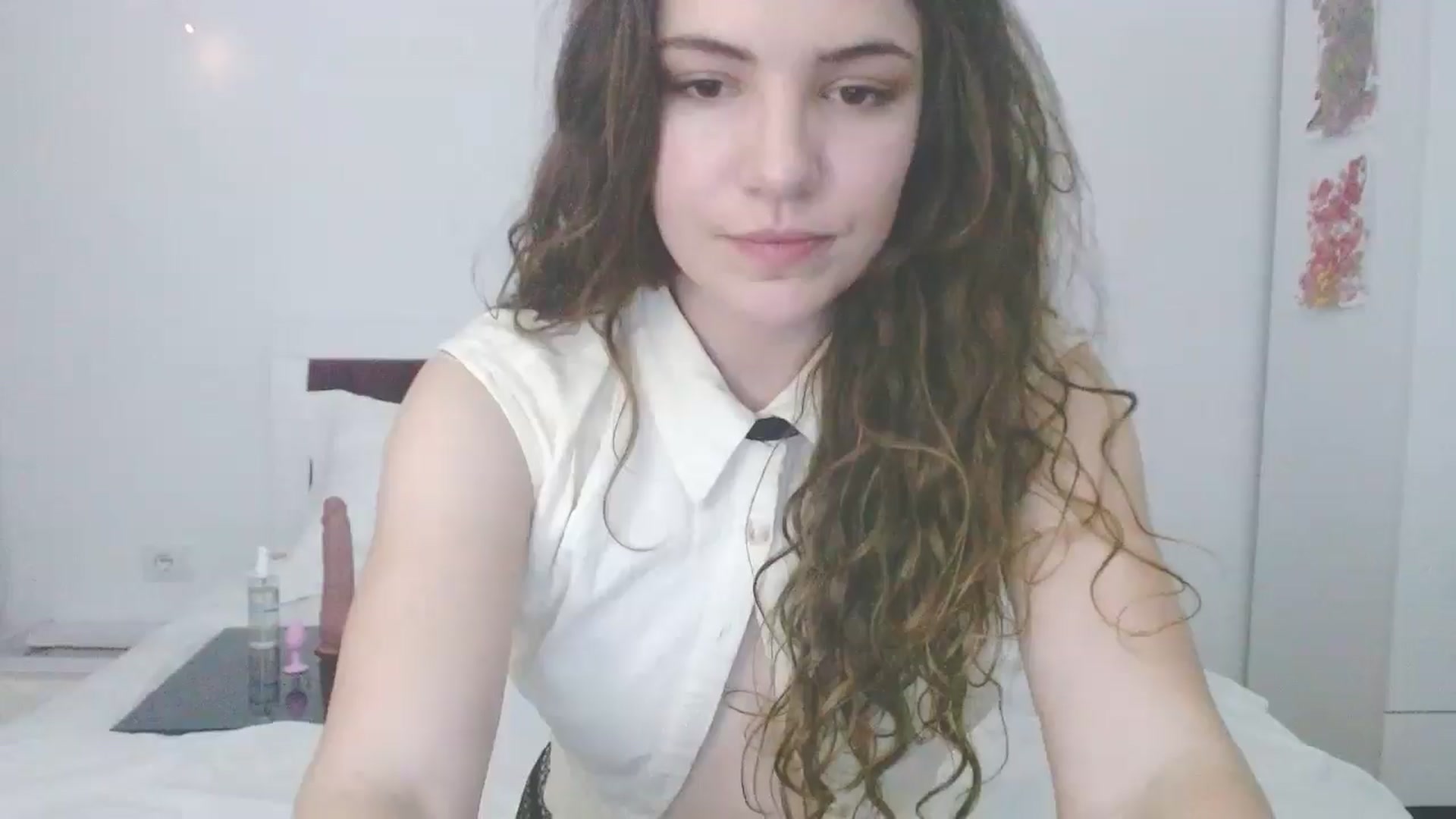 Gallery image thumbnail from Elizabeth005's myfreecams stream on, 02/25/2025, 01:37 image 18 of 20