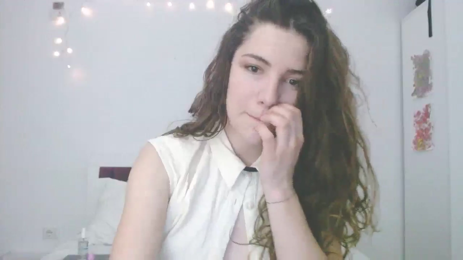 Gallery image thumbnail from Elizabeth005's myfreecams stream on, 02/25/2025, 02:08 image 13 of 20