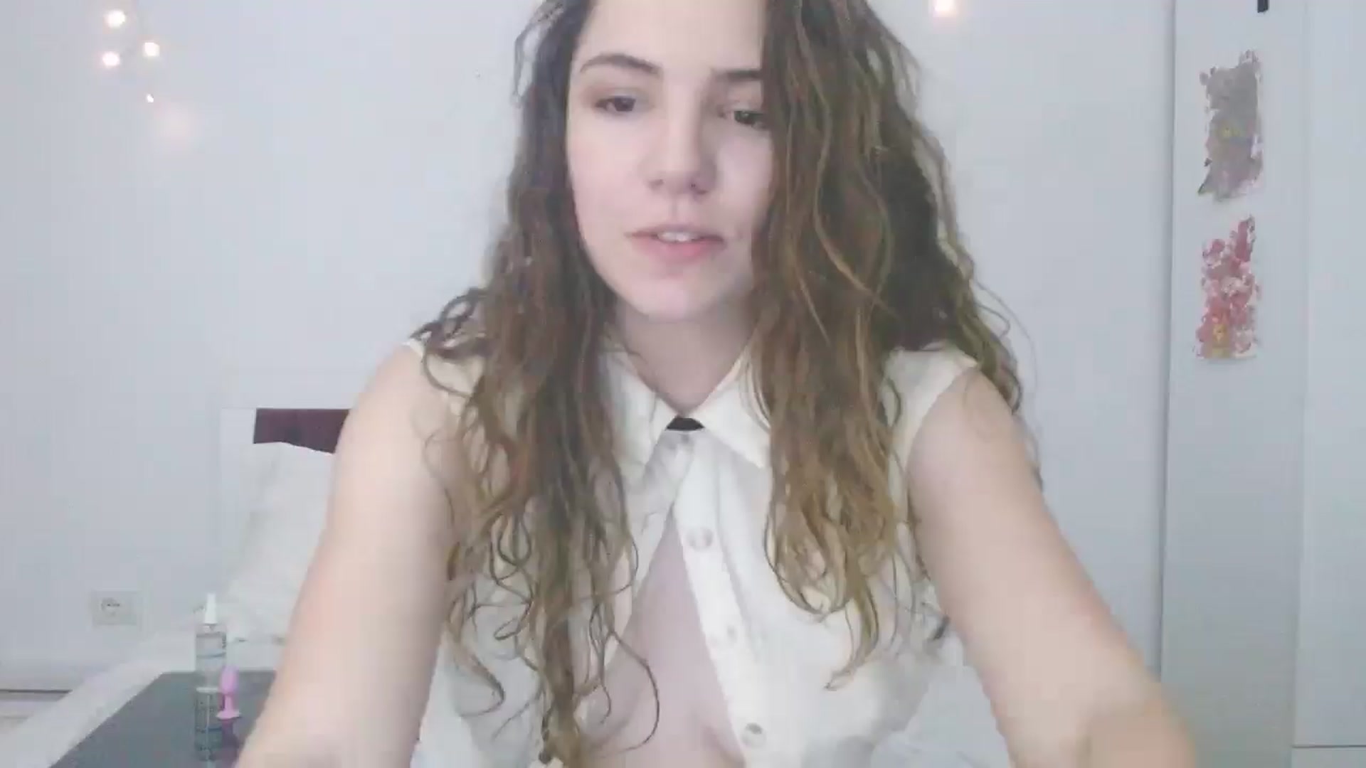 Gallery image thumbnail from Elizabeth005's myfreecams stream on, 02/25/2025, 03:02 image 6 of 20