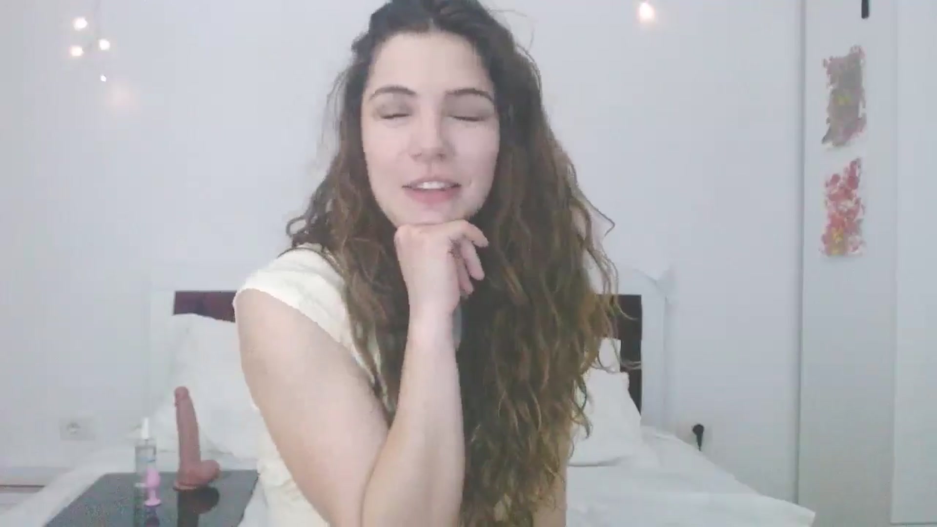 Gallery image thumbnail from Elizabeth005's myfreecams stream on, 02/25/2025, 03:02 image 17 of 20
