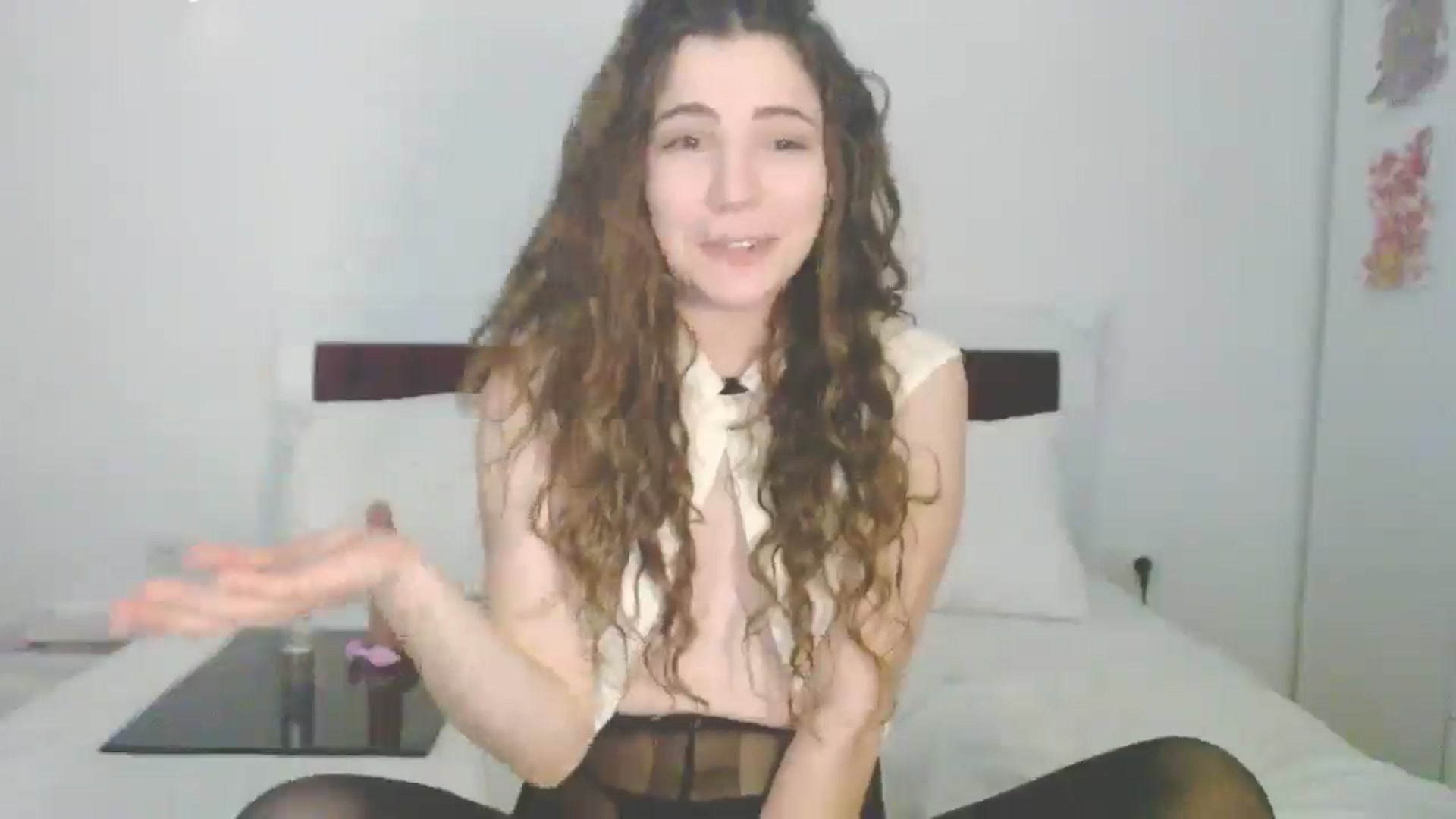 Gallery image thumbnail from Elizabeth005's myfreecams stream on, 03/03/2025, 01:16 image 2 of 20