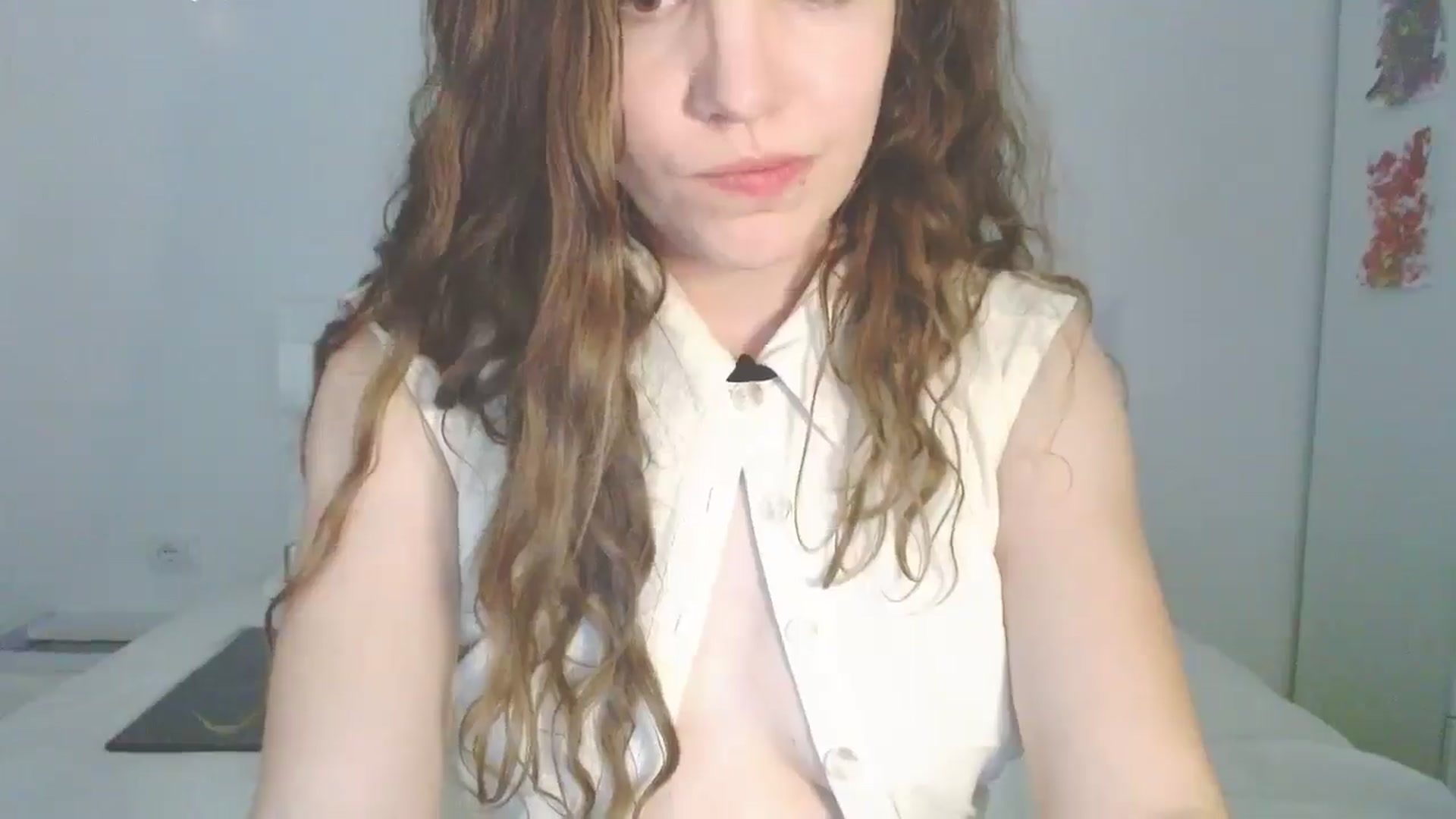 Gallery image thumbnail from Elizabeth005's myfreecams stream on, 03/03/2025, 01:16 image 14 of 20