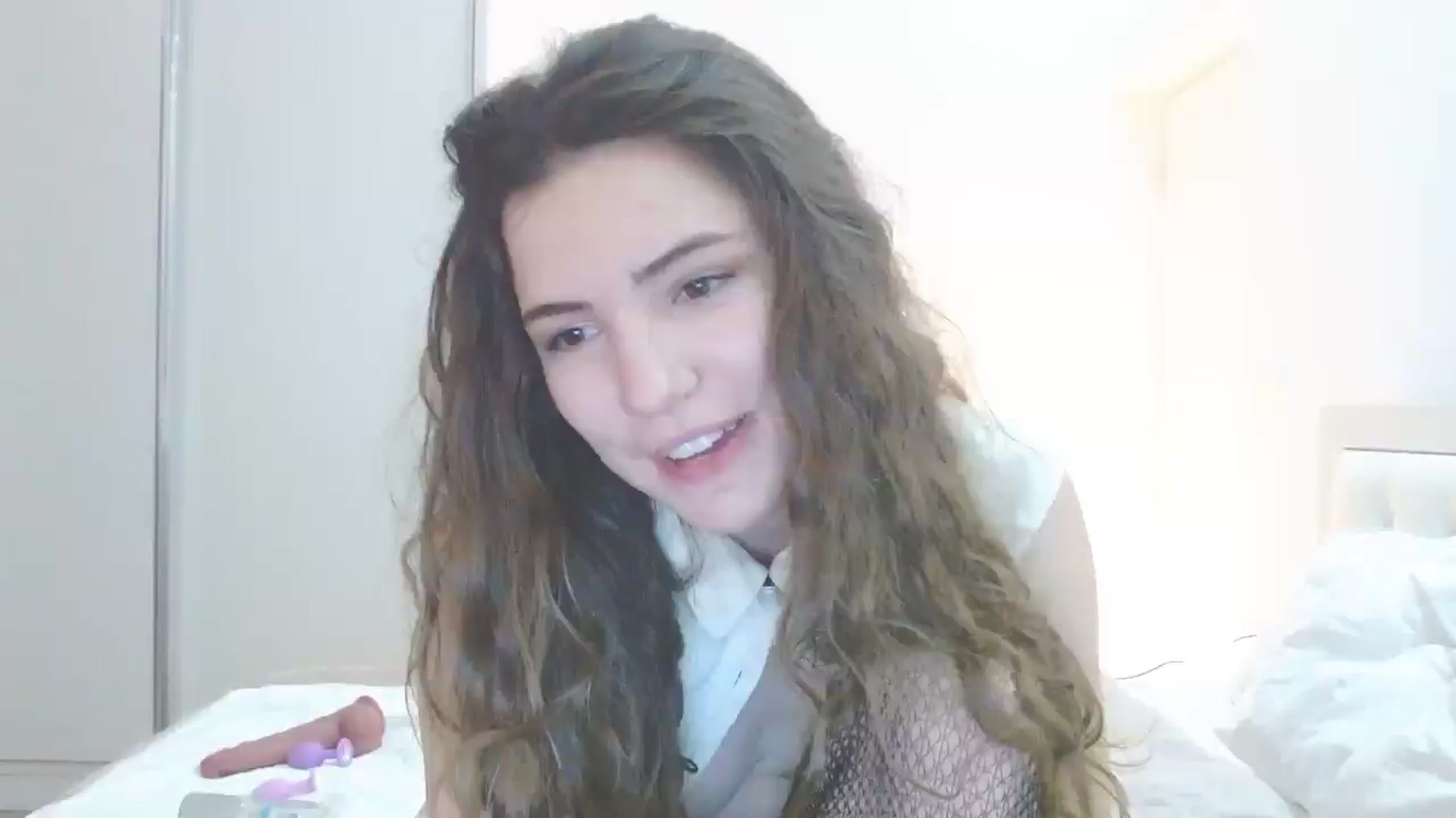 Gallery image thumbnail from Elizabeth005's myfreecams stream on, 03/21/2025, 03:07 image 19 of 20