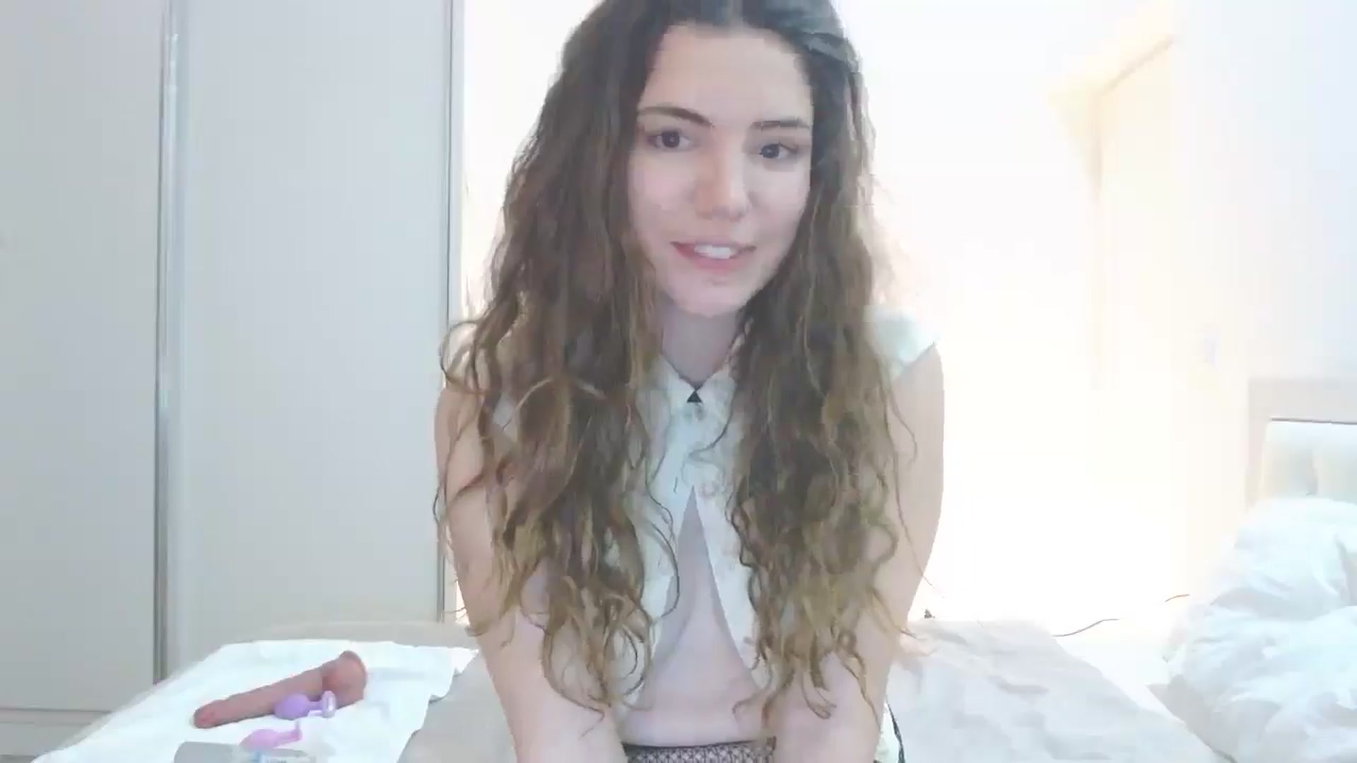 Gallery image thumbnail from Elizabeth005's myfreecams stream on, 03/21/2025, 03:07 image 9 of 20
