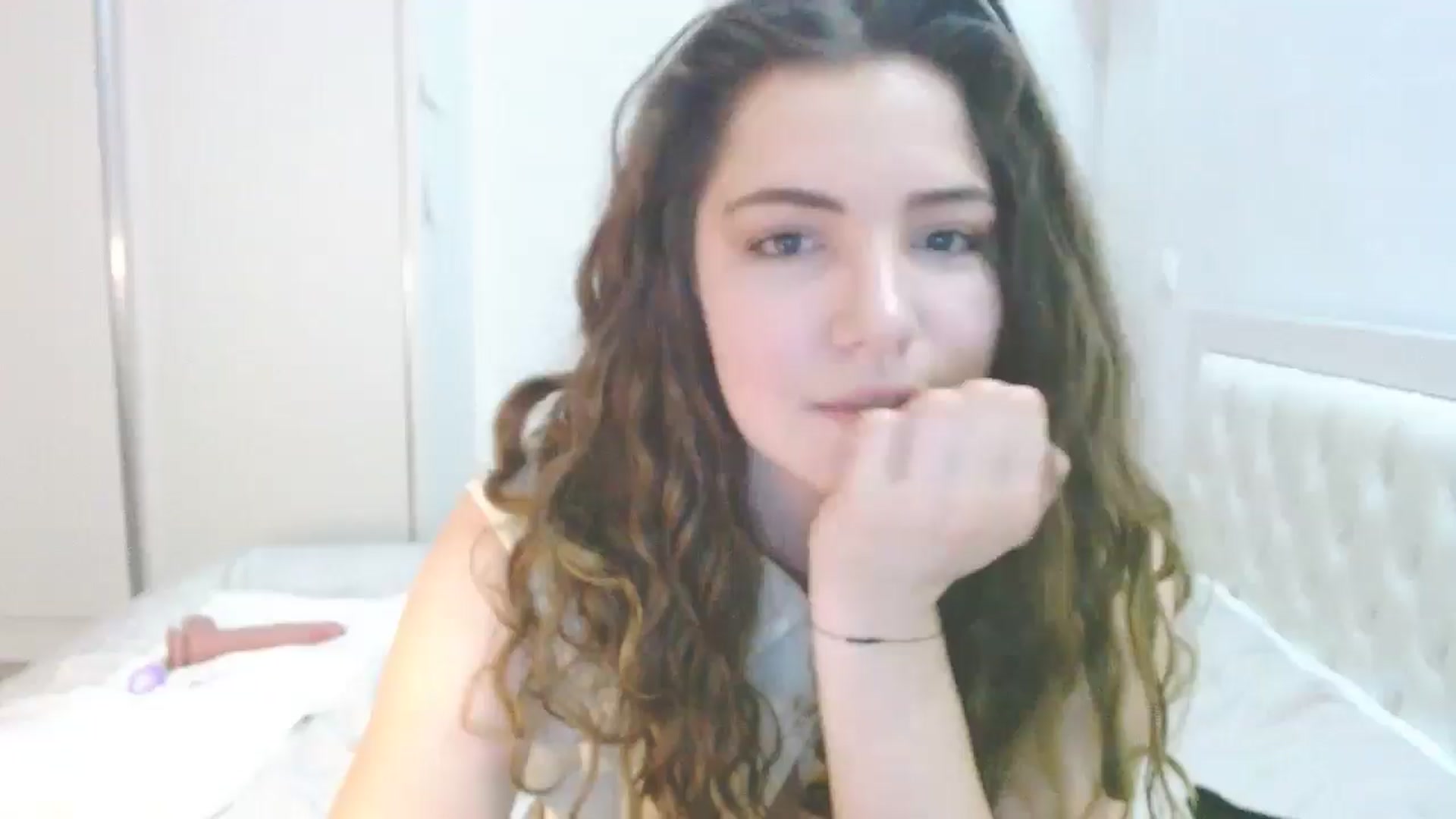 Gallery image thumbnail from Elizabeth005's myfreecams stream on, 03/26/2025, 07:46 image 1 of 20