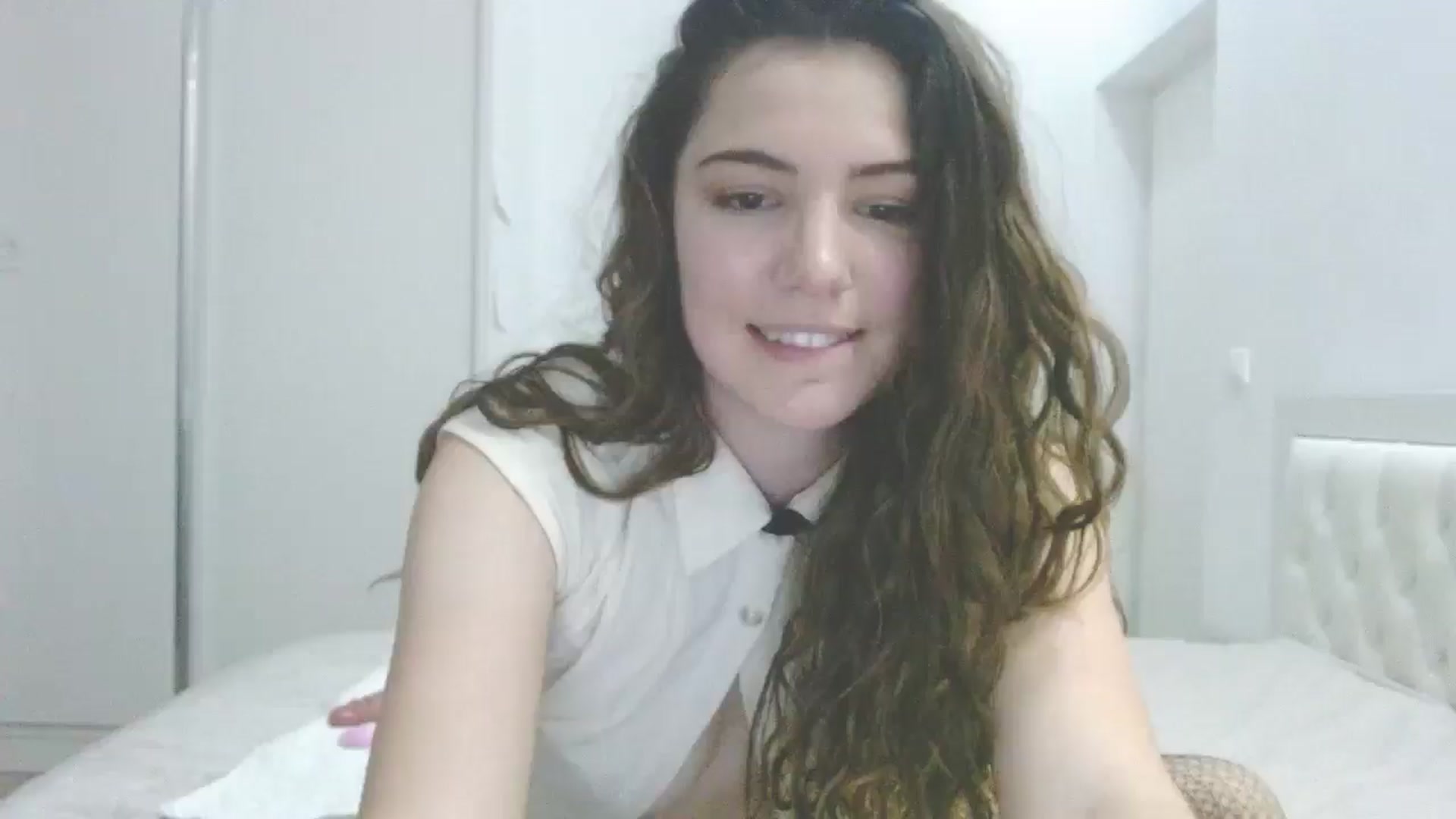 Gallery image thumbnail from Elizabeth005's myfreecams stream on, 03/28/2025, 04:05 image 10 of 20