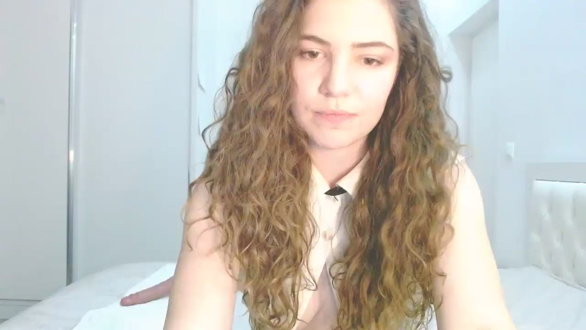 Gallery image thumbnail from Elizabeth005's myfreecams stream on, 03/28/2025, 04:05 image 14 of 20