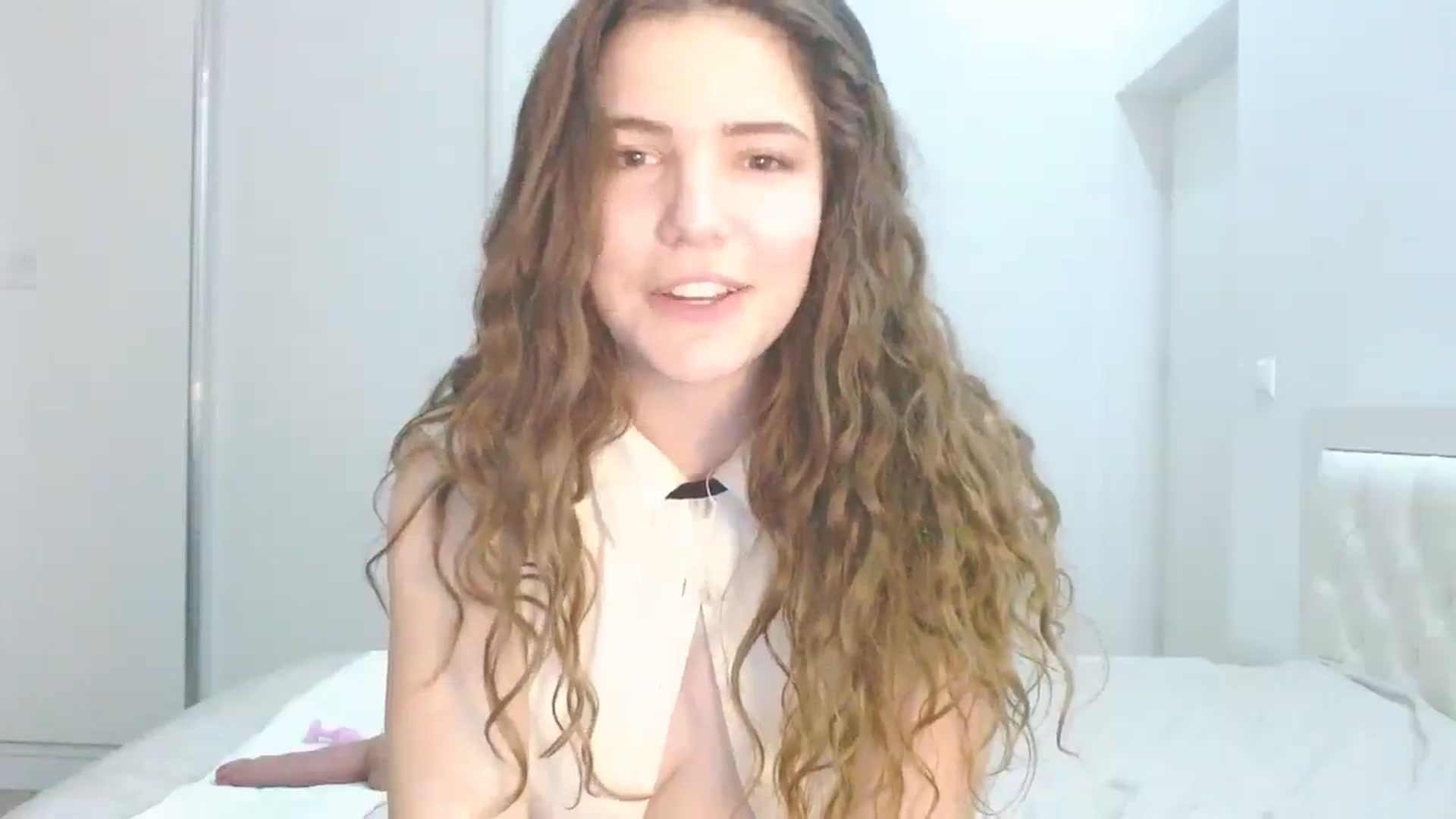 Gallery image thumbnail from Elizabeth005's myfreecams stream on, 03/28/2025, 05:47 image 3 of 20