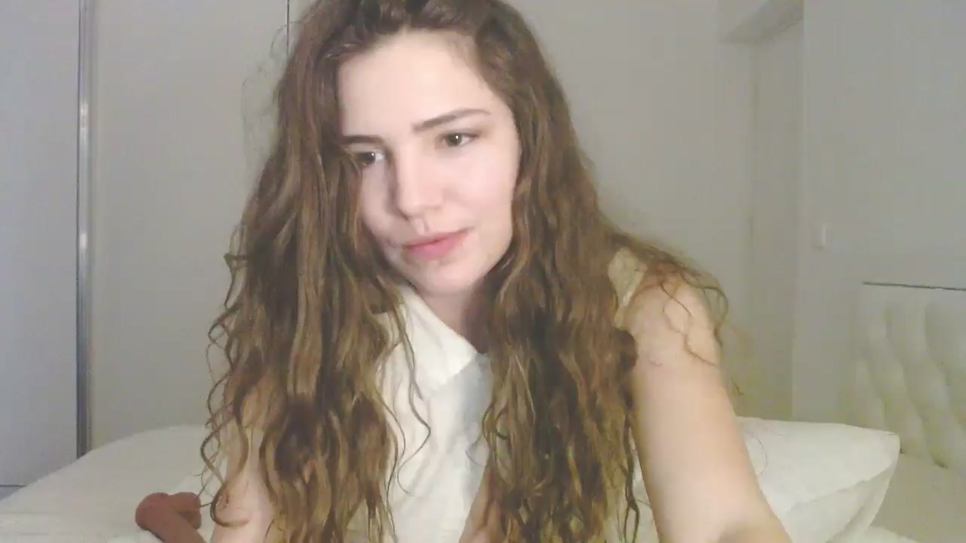 Gallery image thumbnail from Elizabeth005's myfreecams stream on, 04/05/2025, 05:55 image 17 of 20