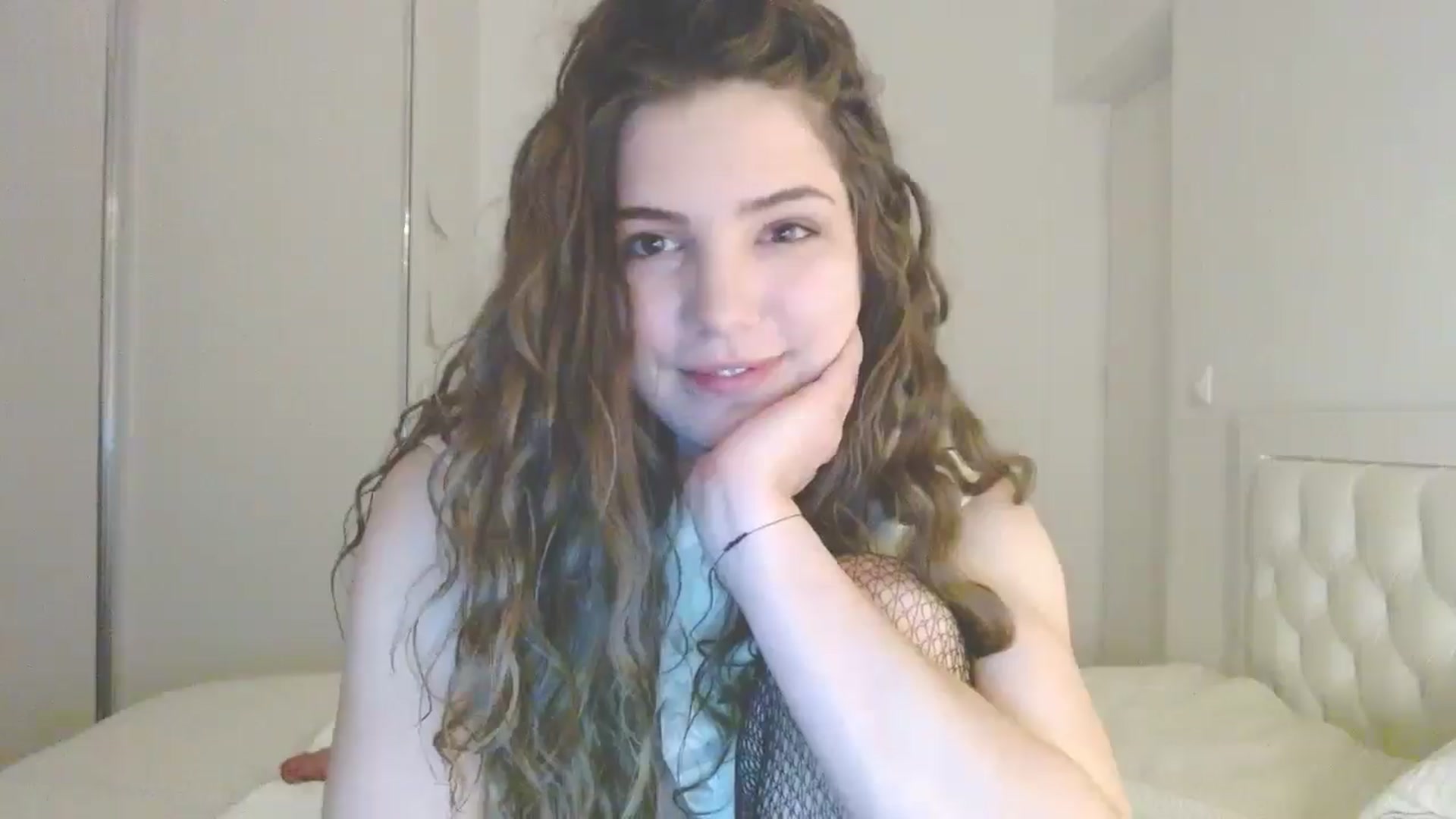 Gallery image thumbnail from Elizabeth005's myfreecams stream on, 04/08/2025, 24:20 image 19 of 20