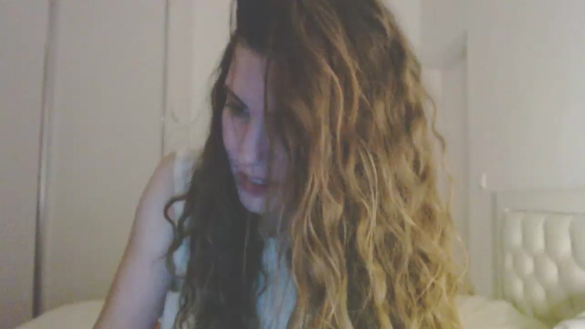 Gallery image thumbnail from Elizabeth005's myfreecams stream on, 04/08/2025, 01:36 image 19 of 20
