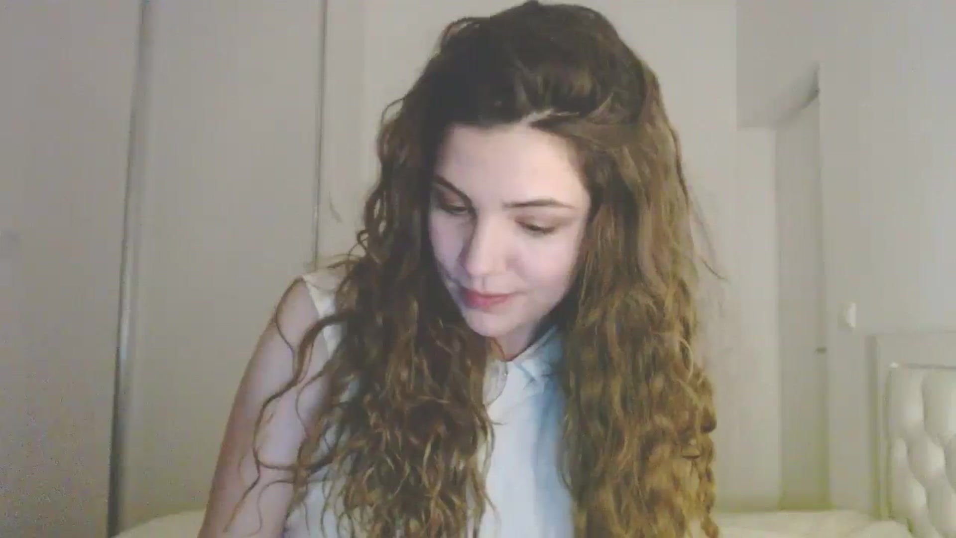 Gallery image thumbnail from Elizabeth005's myfreecams stream on, 04/08/2025, 02:26 image 17 of 20