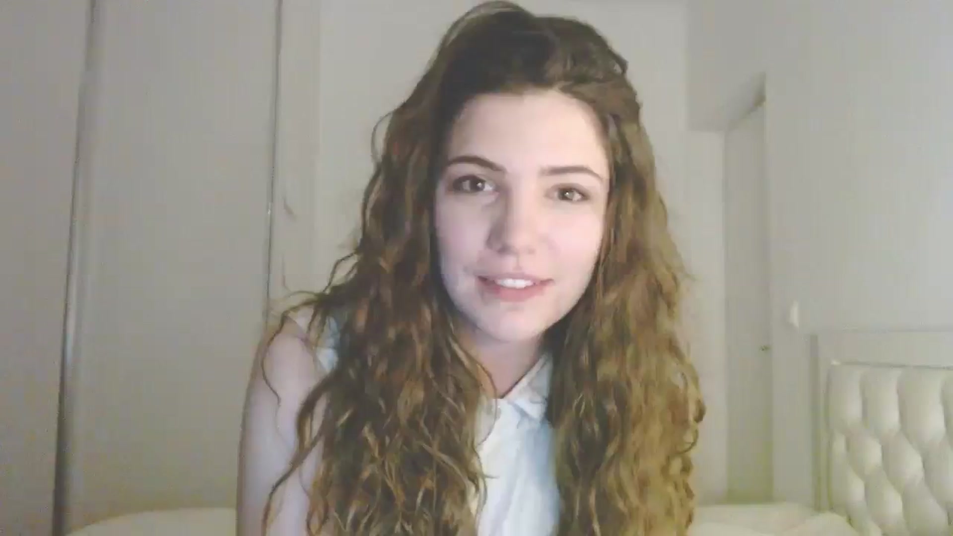 Gallery image thumbnail from Elizabeth005's myfreecams stream on, 04/08/2025, 02:26 image 18 of 20