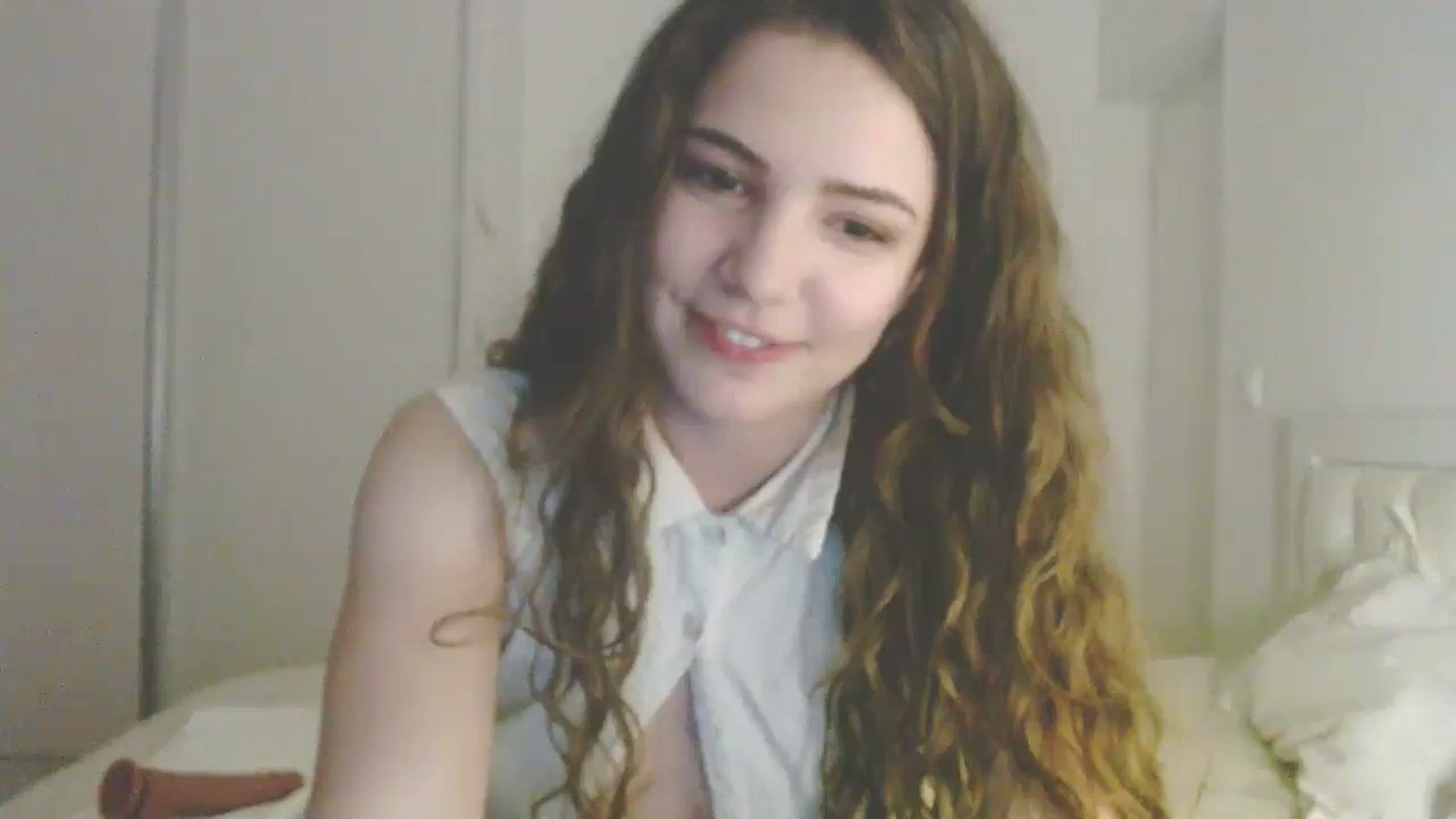 Gallery image thumbnail from Elizabeth005's myfreecams stream on, 04/10/2025, 01:36 image 18 of 20