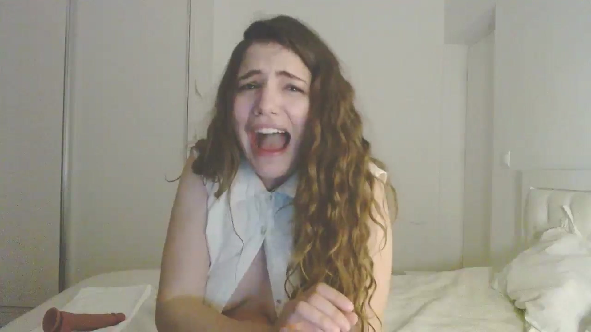 Gallery image thumbnail from Elizabeth005's myfreecams stream on, 04/10/2025, 01:36 image 16 of 20