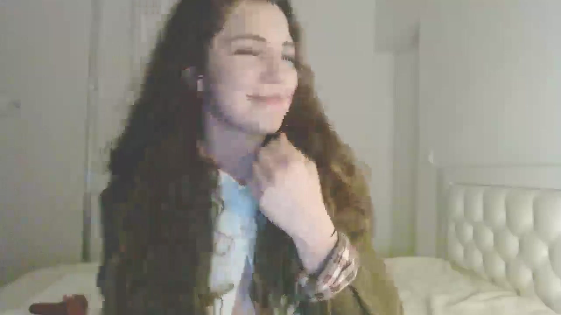 Gallery image thumbnail from Elizabeth005's myfreecams stream on, 04/14/2025, 19:01 image 14 of 20
