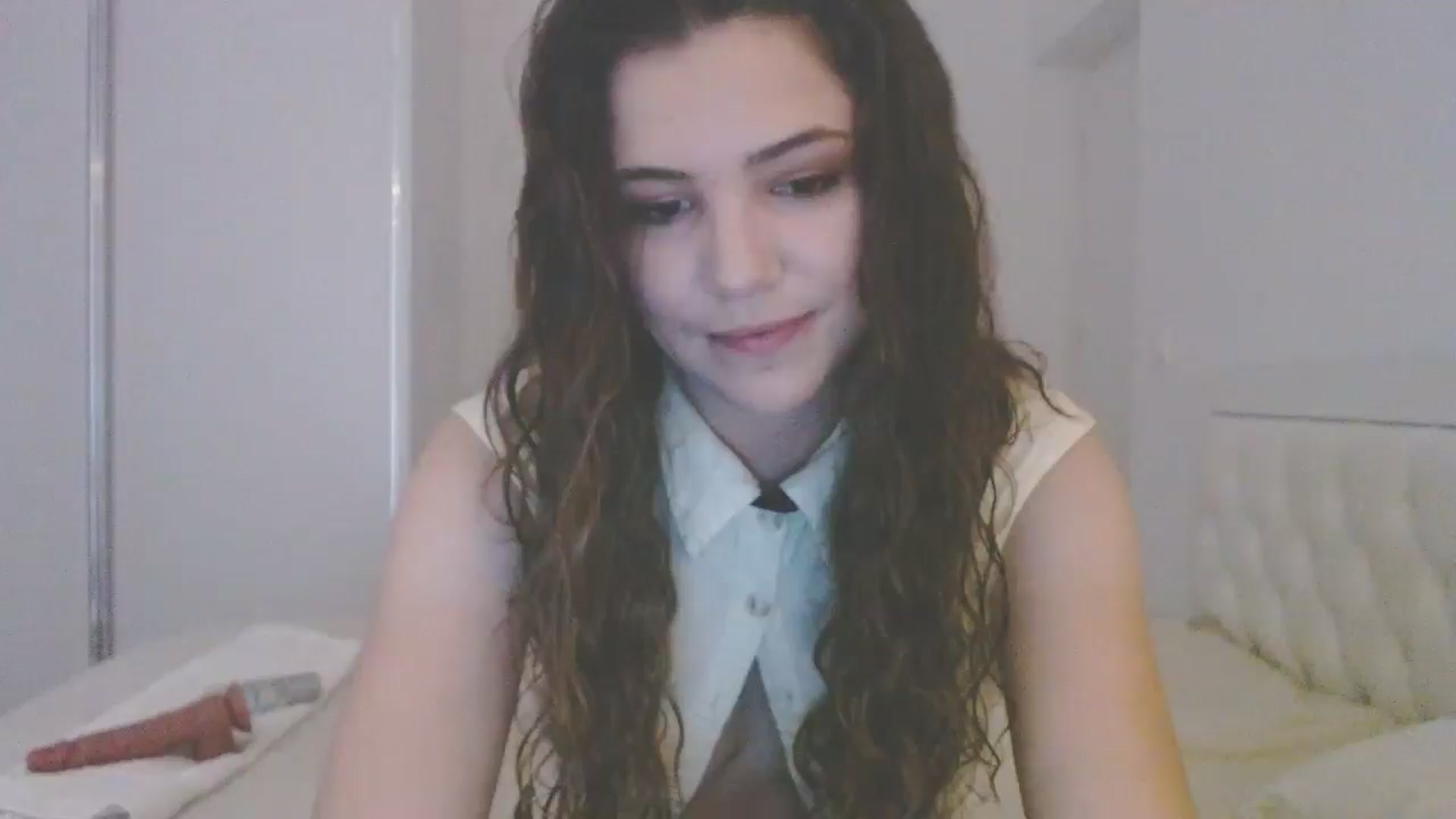 Gallery image thumbnail from Elizabeth005's myfreecams stream on, 04/15/2025, 16:37 image 1 of 20