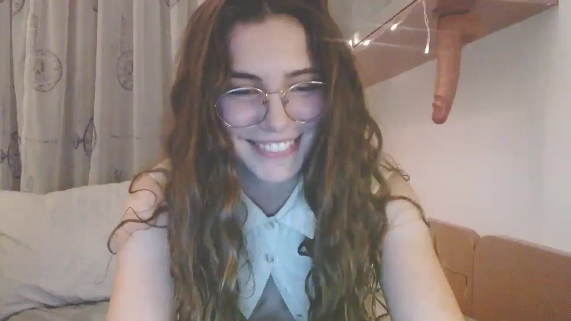 Gallery image thumbnail from Elizabeth005's myfreecams stream on, 05/09/2025, 24:25 image 17 of 20