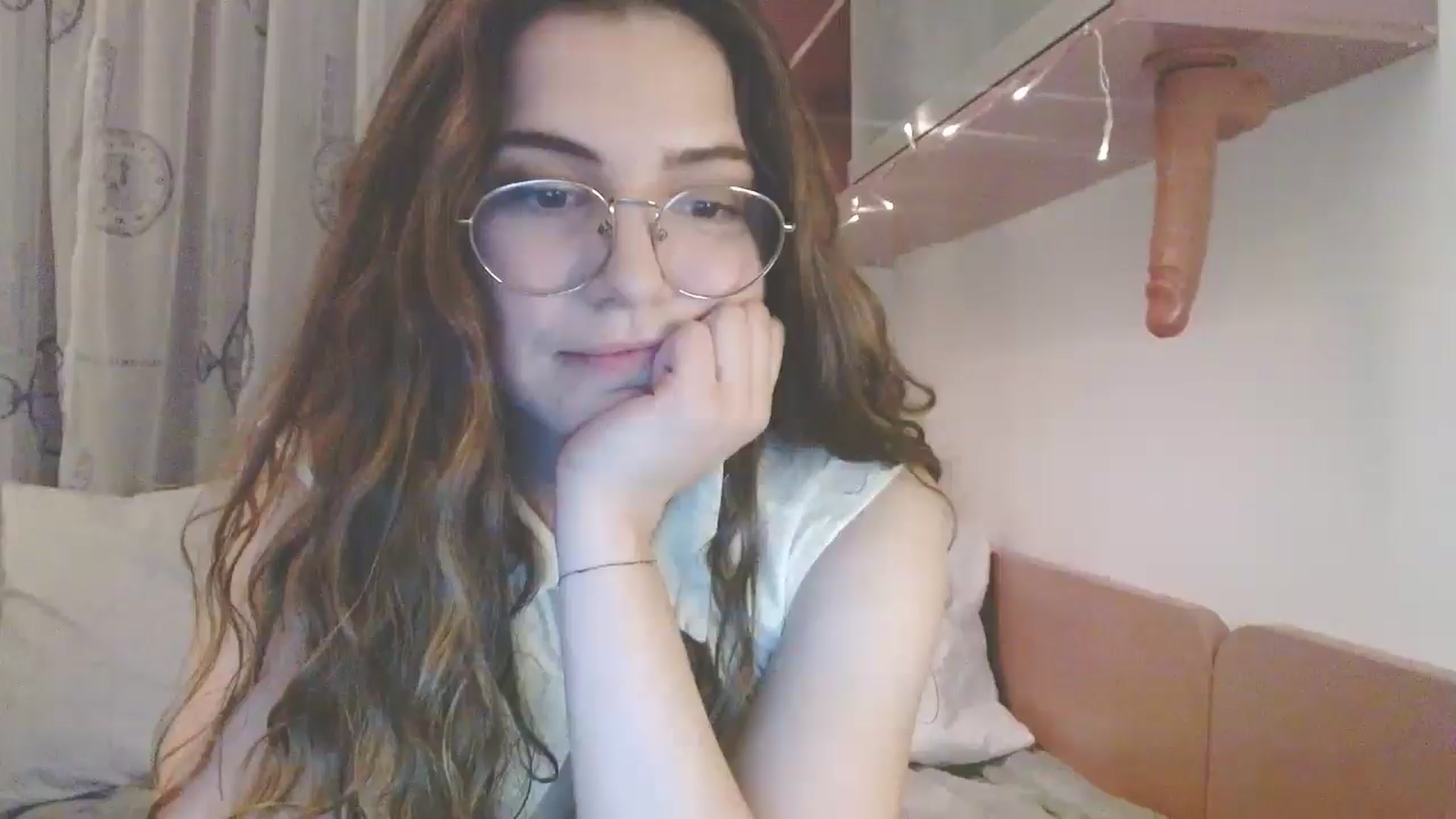 Gallery image thumbnail from Elizabeth005's myfreecams stream on, 05/09/2025, 01:07 image 15 of 20