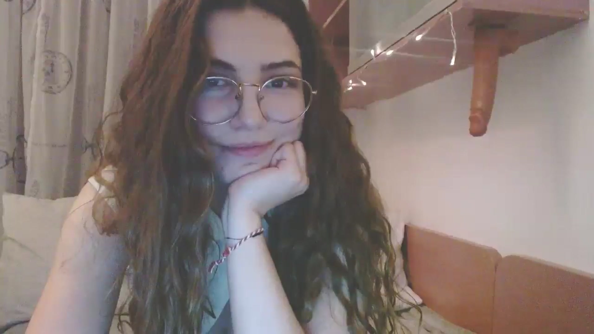 Gallery image thumbnail from Elizabeth005's myfreecams stream on, 05/09/2025, 01:07 image 8 of 20