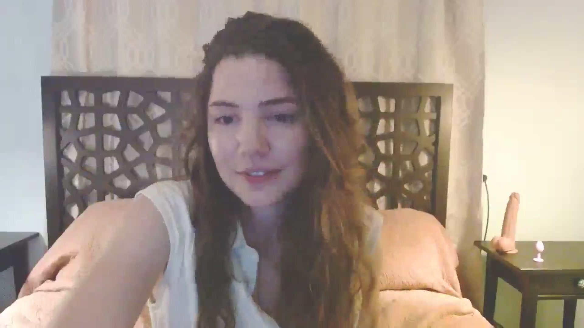 Gallery image thumbnail from Elizabeth005's myfreecams stream on, 06/20/2025, 10:27 image 13 of 20