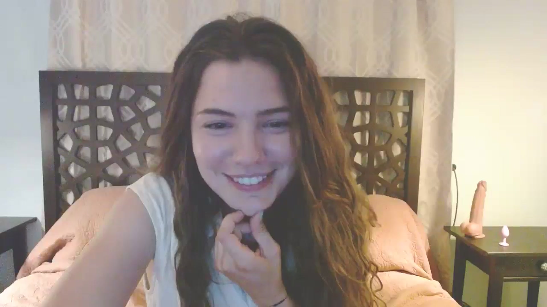 Gallery image thumbnail from Elizabeth005's myfreecams stream on, 06/20/2025, 10:27 image 15 of 20
