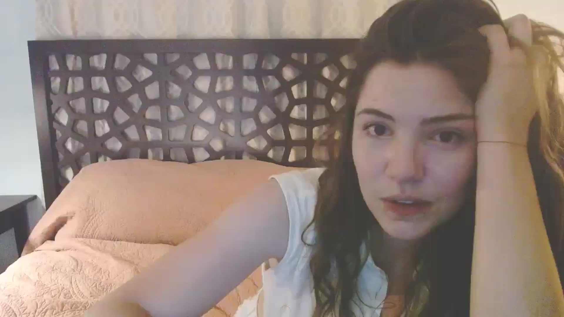 Gallery image thumbnail from Elizabeth005's myfreecams stream on, 06/20/2025, 10:27 image 1 of 20