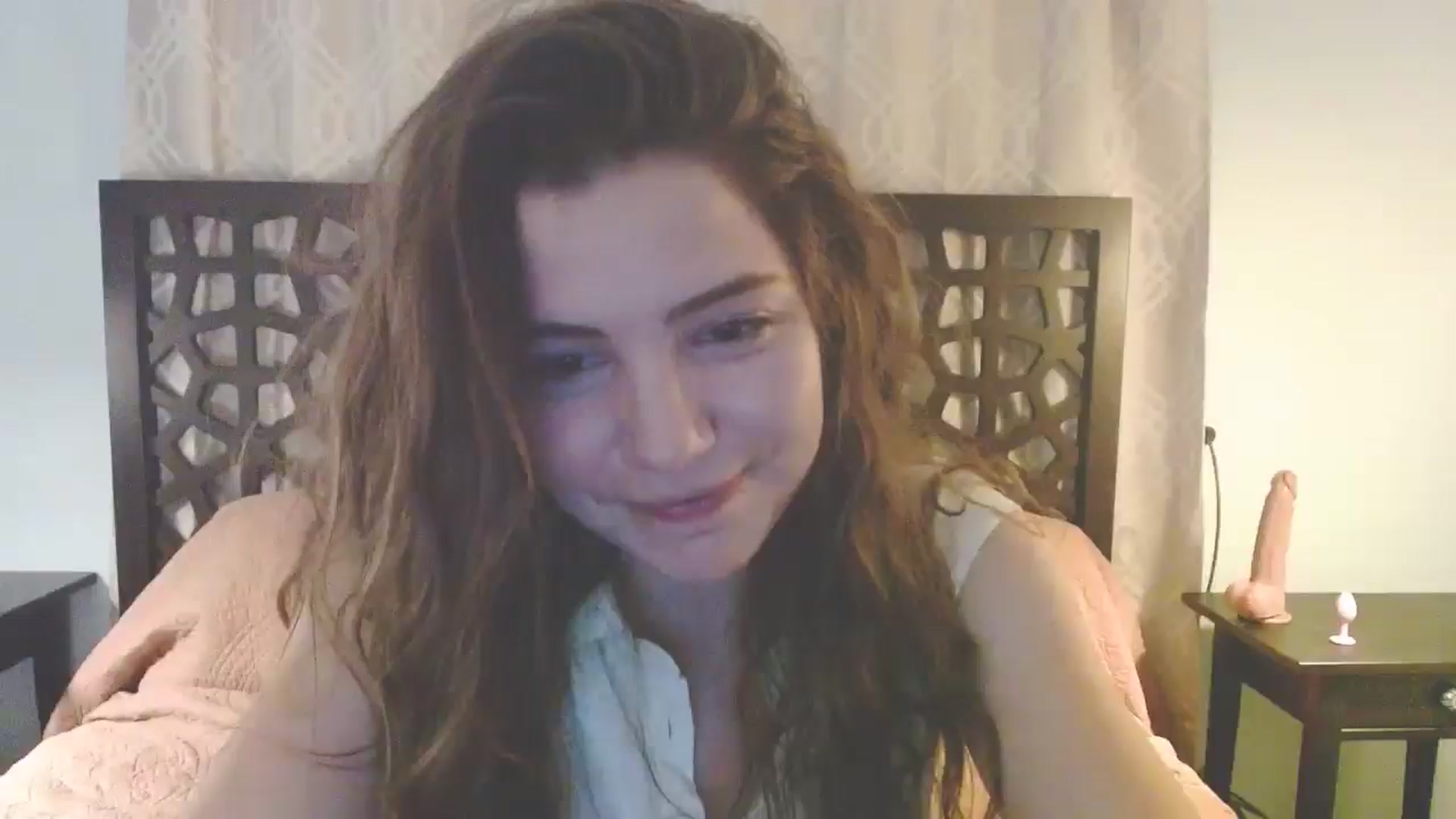 Gallery image thumbnail from Elizabeth005's myfreecams stream on, 06/20/2025, 10:27 image 16 of 20