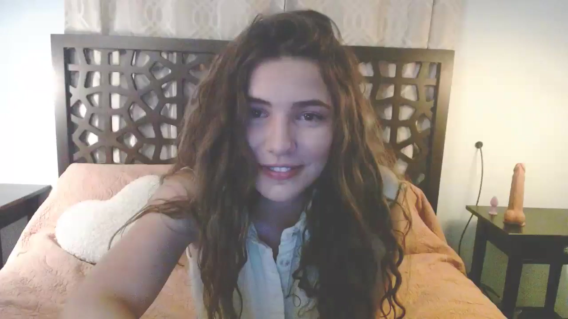 Gallery image thumbnail from Elizabeth005's myfreecams stream on, 06/22/2025, 07:21 image 1 of 20