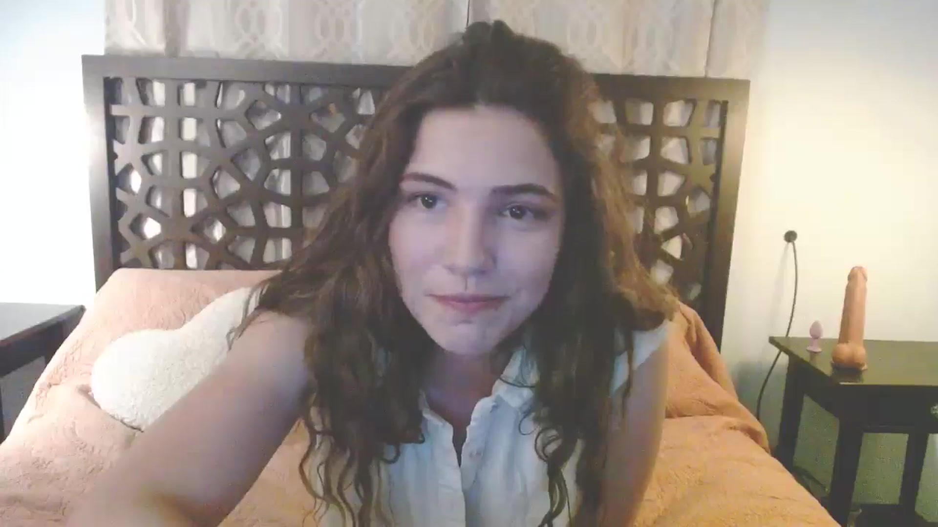Gallery image thumbnail from Elizabeth005's myfreecams stream on, 06/22/2025, 07:21 image 9 of 20