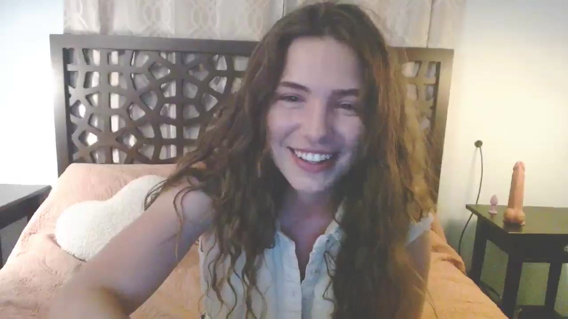 Gallery image thumbnail from Elizabeth005's myfreecams stream on, 06/22/2025, 07:21 image 8 of 20