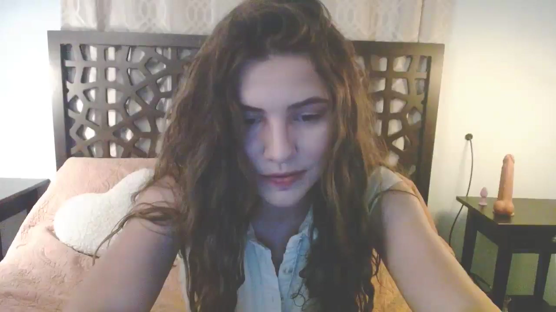 Gallery image thumbnail from Elizabeth005's myfreecams stream on, 06/22/2025, 07:21 image 3 of 20