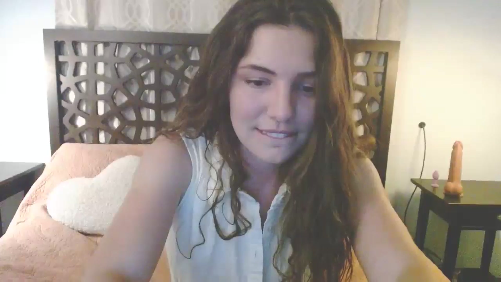 Gallery image thumbnail from Elizabeth005's myfreecams stream on, 06/22/2025, 07:21 image 20 of 20