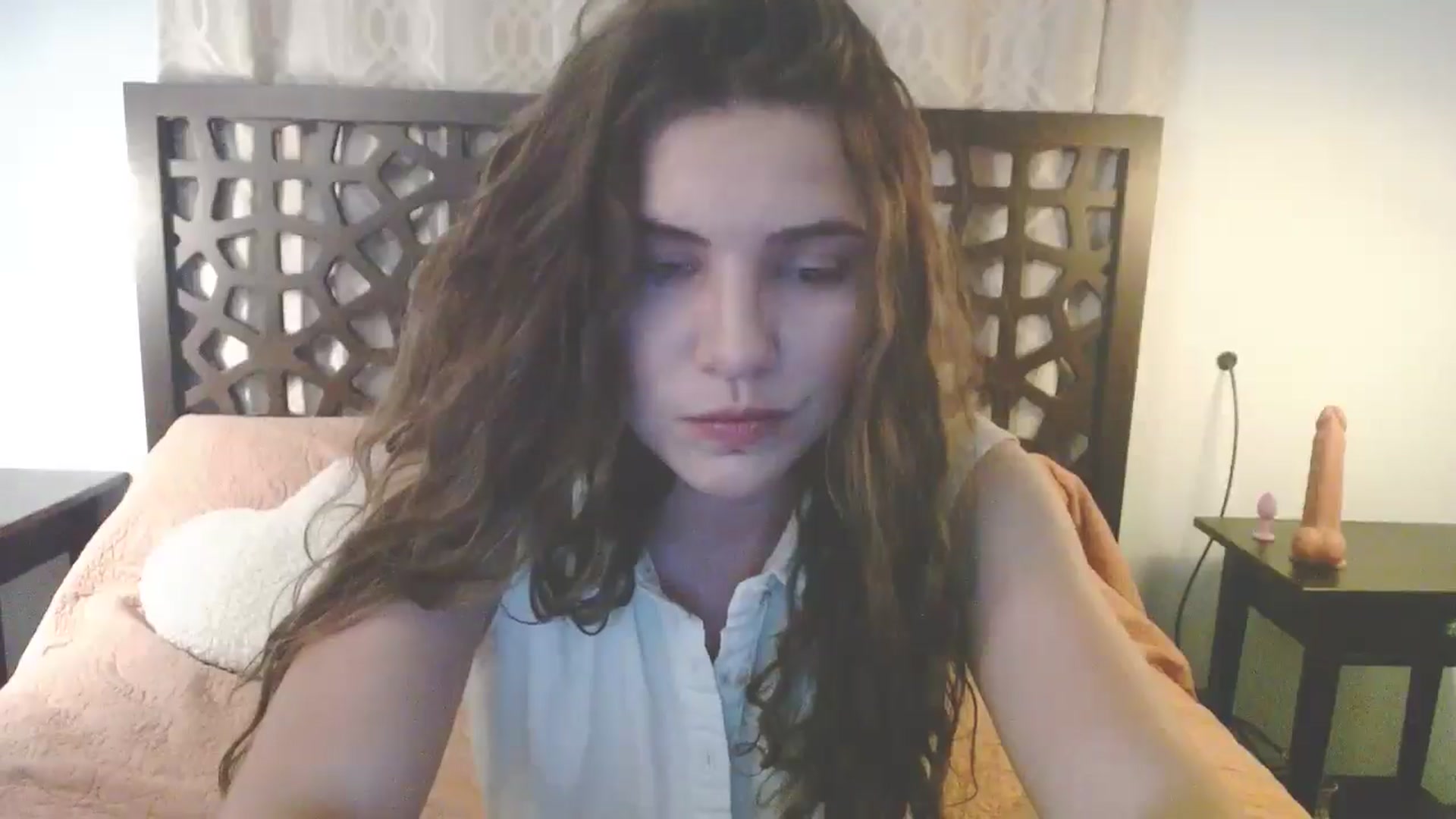 Gallery image thumbnail from Elizabeth005's myfreecams stream on, 06/22/2025, 07:21 image 4 of 20