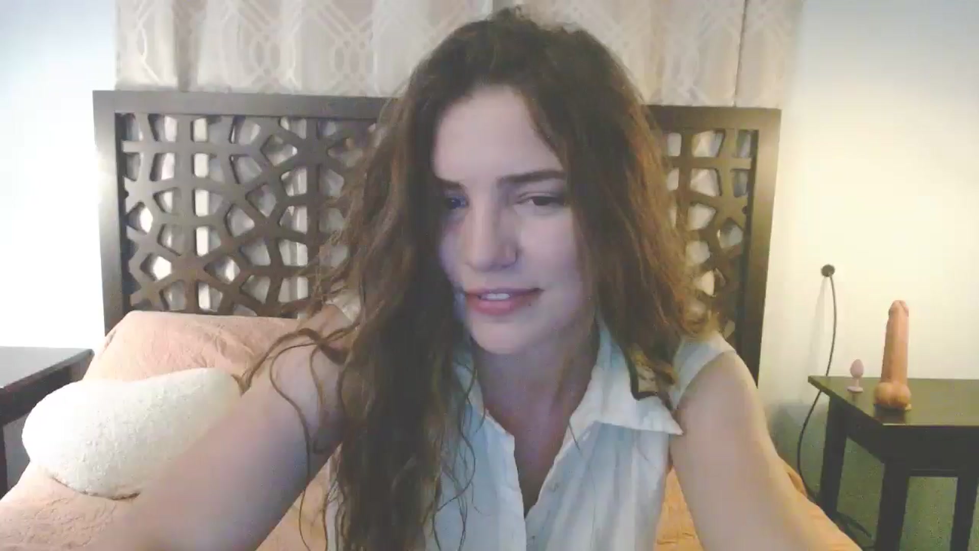 Gallery image thumbnail from Elizabeth005's myfreecams stream on, 06/22/2025, 08:18 image 17 of 20