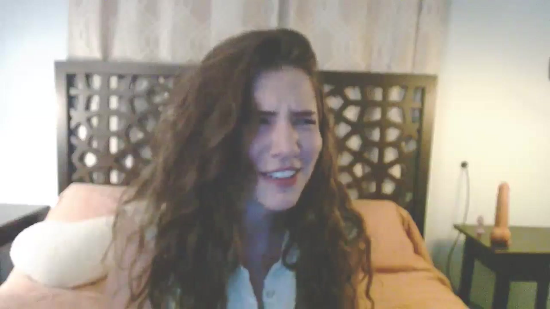 Gallery image thumbnail from Elizabeth005's myfreecams stream on, 06/22/2025, 08:18 image 9 of 20