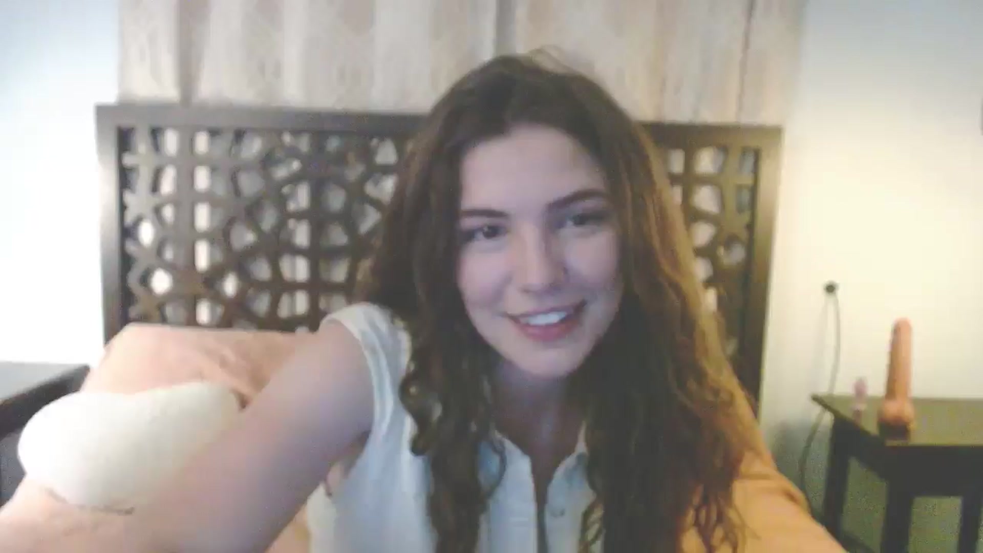 Gallery image thumbnail from Elizabeth005's myfreecams stream on, 06/22/2025, 08:18 image 3 of 20
