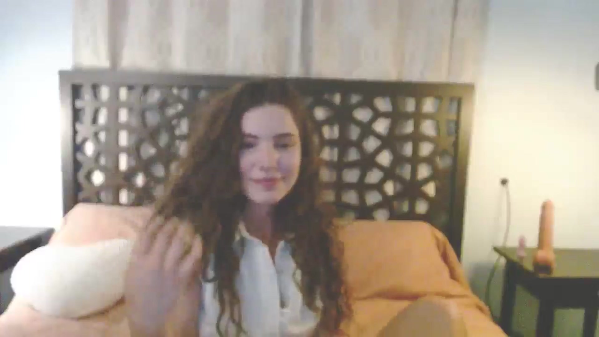 Gallery image thumbnail from Elizabeth005's myfreecams stream on, 06/22/2025, 08:18 image 8 of 20
