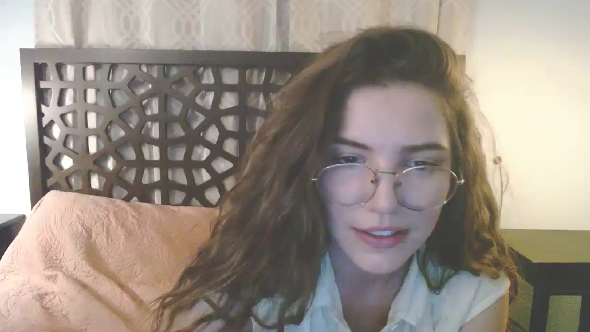 Gallery image thumbnail from Elizabeth005's myfreecams stream on, 06/22/2025, 10:51 image 19 of 20