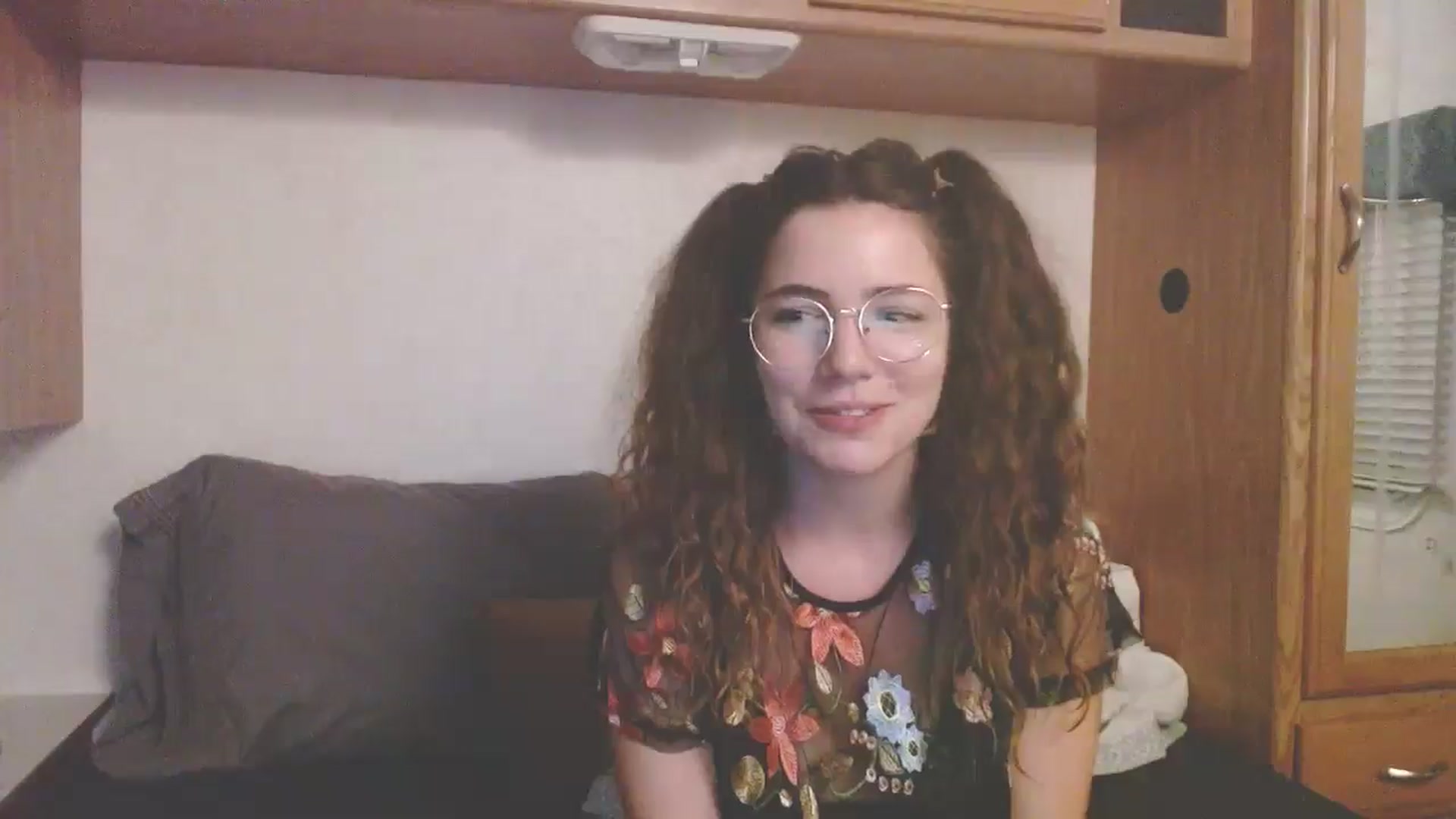 Gallery image thumbnail from Elizabeth005's myfreecams stream on, 07/24/2025, 11:40 image 6 of 20