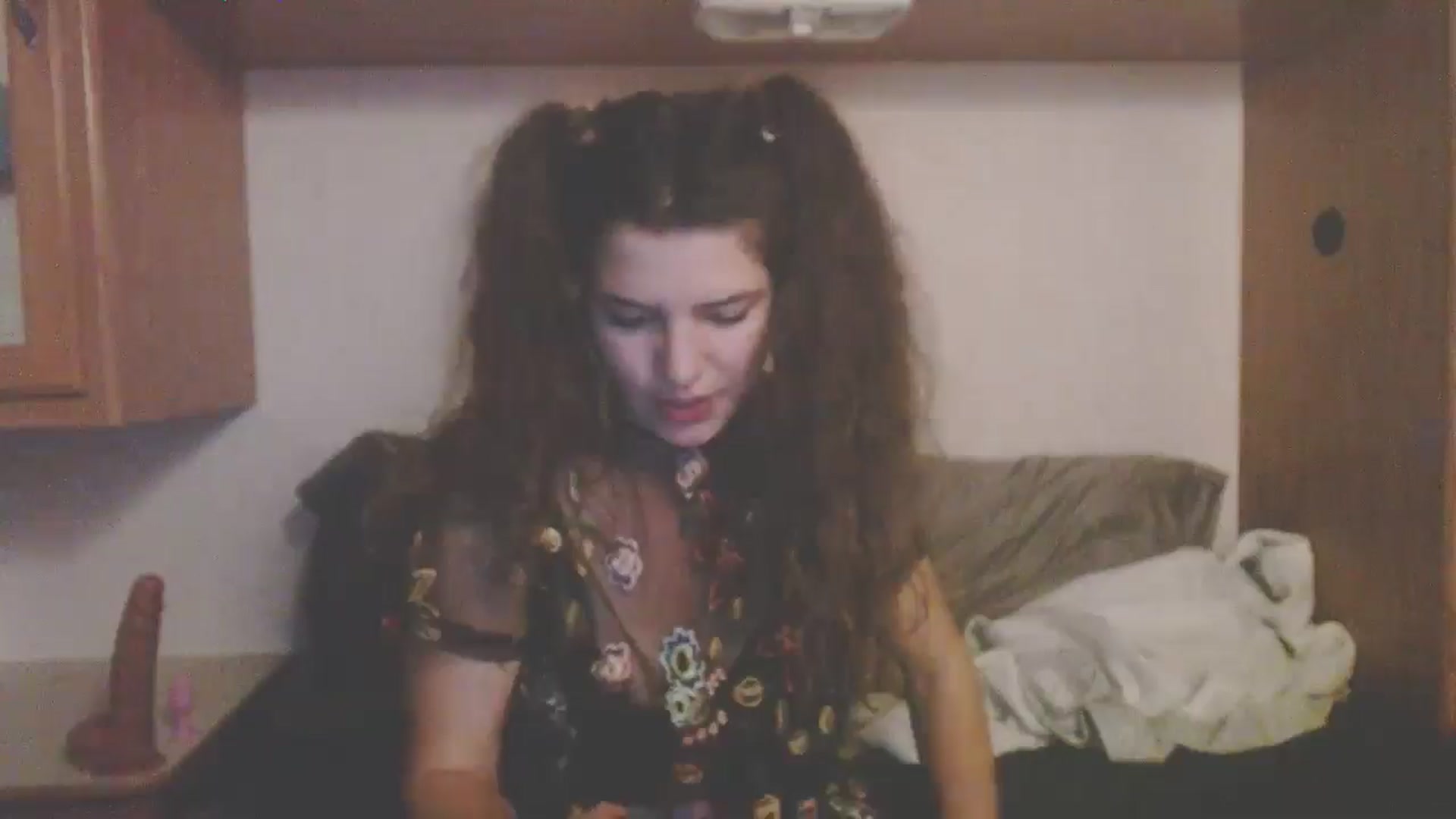 Gallery image thumbnail from Elizabeth005's myfreecams stream on, 07/24/2025, 11:40 image 18 of 20