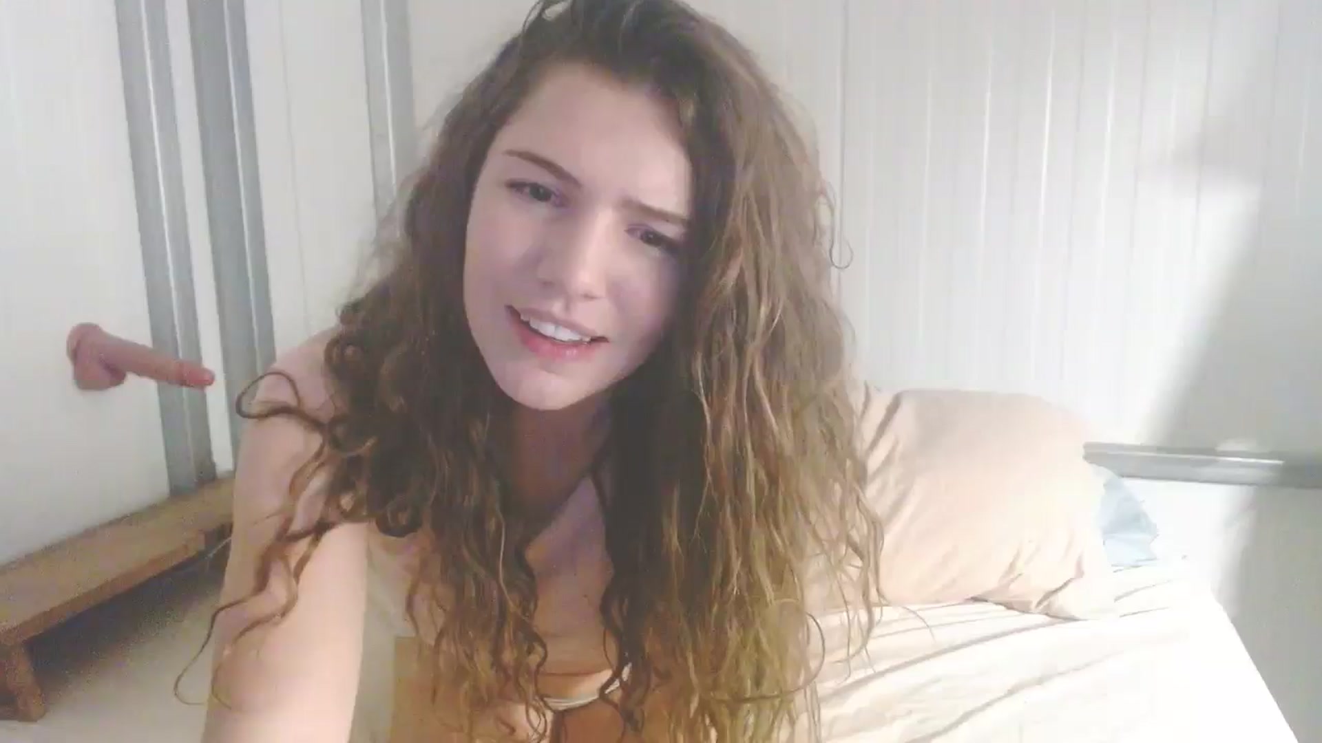 Gallery image thumbnail from Elizabeth005's myfreecams stream on, 08/12/2025, 09:05 image 3 of 20
